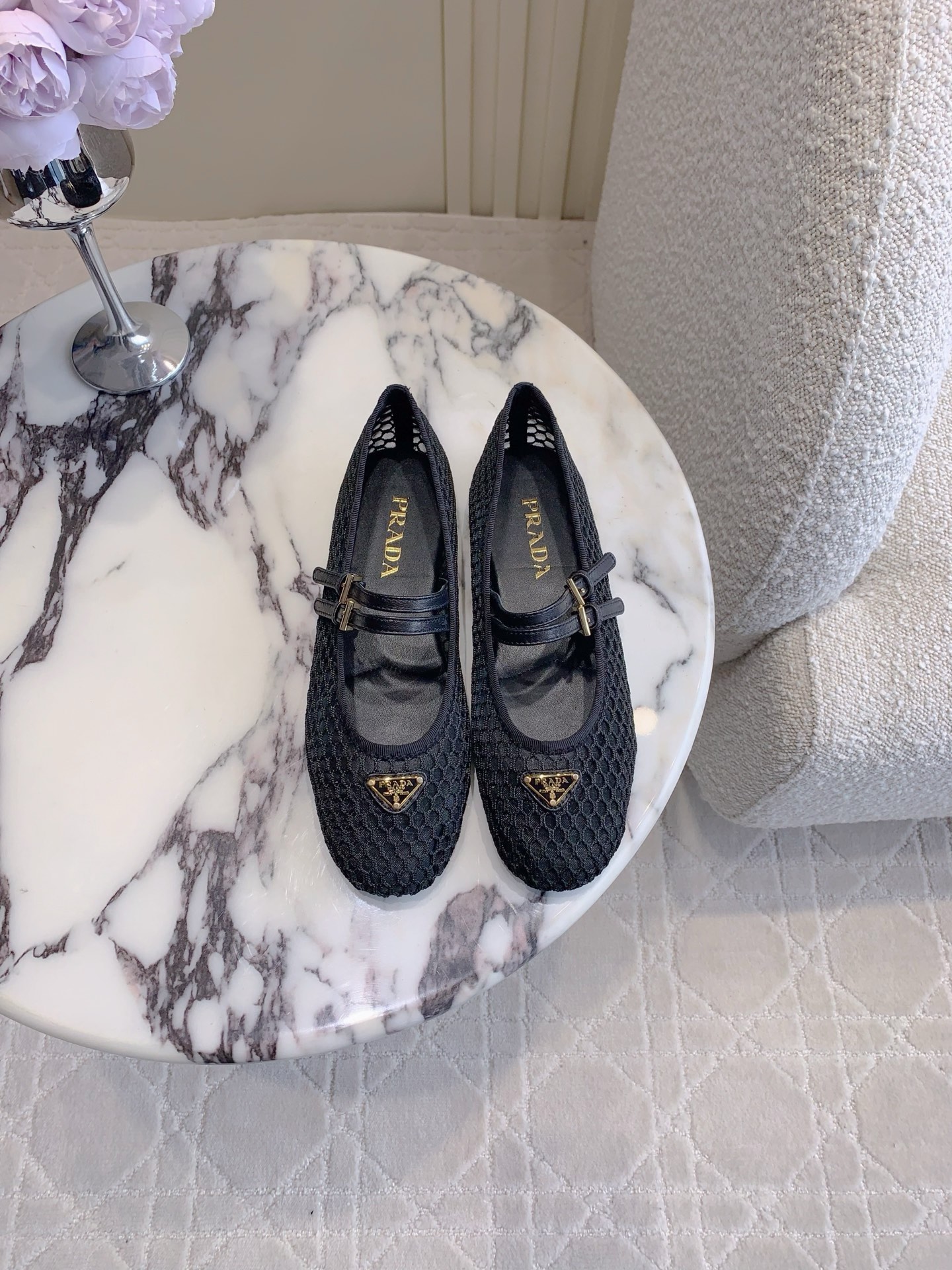 NO:230118,PRAD* new mesh triangle logo Mary Zhen shoes, soft and breathable, flat sole design is super easy to wear, simple and atmospheric, original purchase 1:1, full of details, imported high-density mesh on the upper, footbed sheepskin, original open molded sole, size 35-39 (40 41 custom made), ballet shoes, prada, mary jane, sheepskin19860909PRAD*新款网纱三角标玛丽珍鞋 柔软透气 平底设计超好穿 简约大气 原版购入1:1打造 细节感拉满 鞋面进口高密度网纱 垫脚羊皮 原版开模大底 尺码35-39（40 41定做）,芭蕾舞鞋,prada,mary jane,sheepskin,Women's Shoes