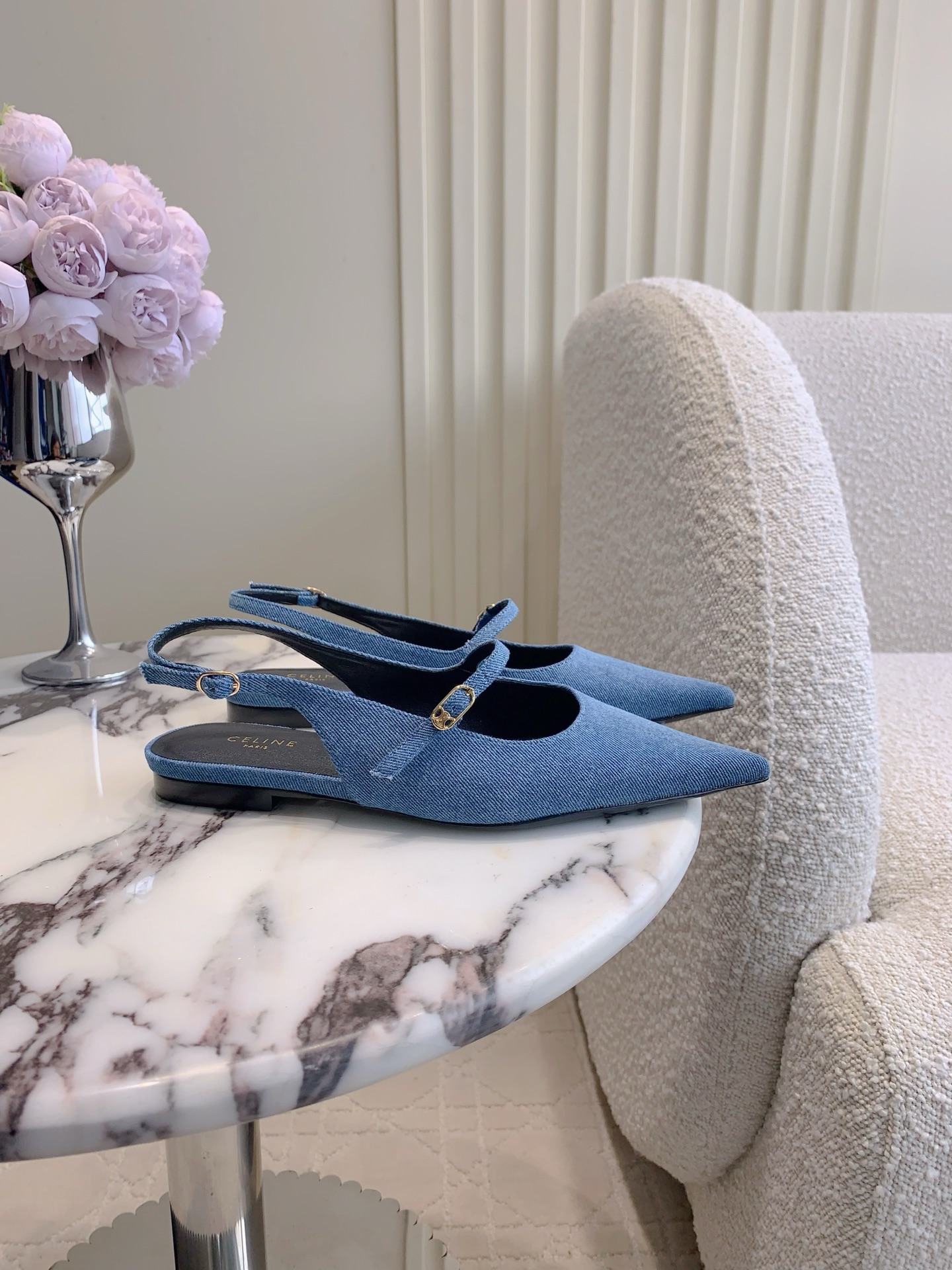 Stylish Leather Flat Shoes by Celin in Sizes 35-39: Shoe-Faced Cowcloth Design - 图片 3