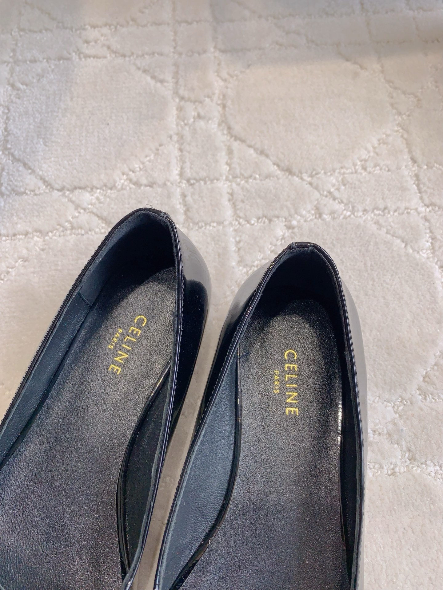 Stylish Leather Flat Shoes by Celin: Italian Size 35-39, Shoe-Faced Cowcloth Design - 图片 6