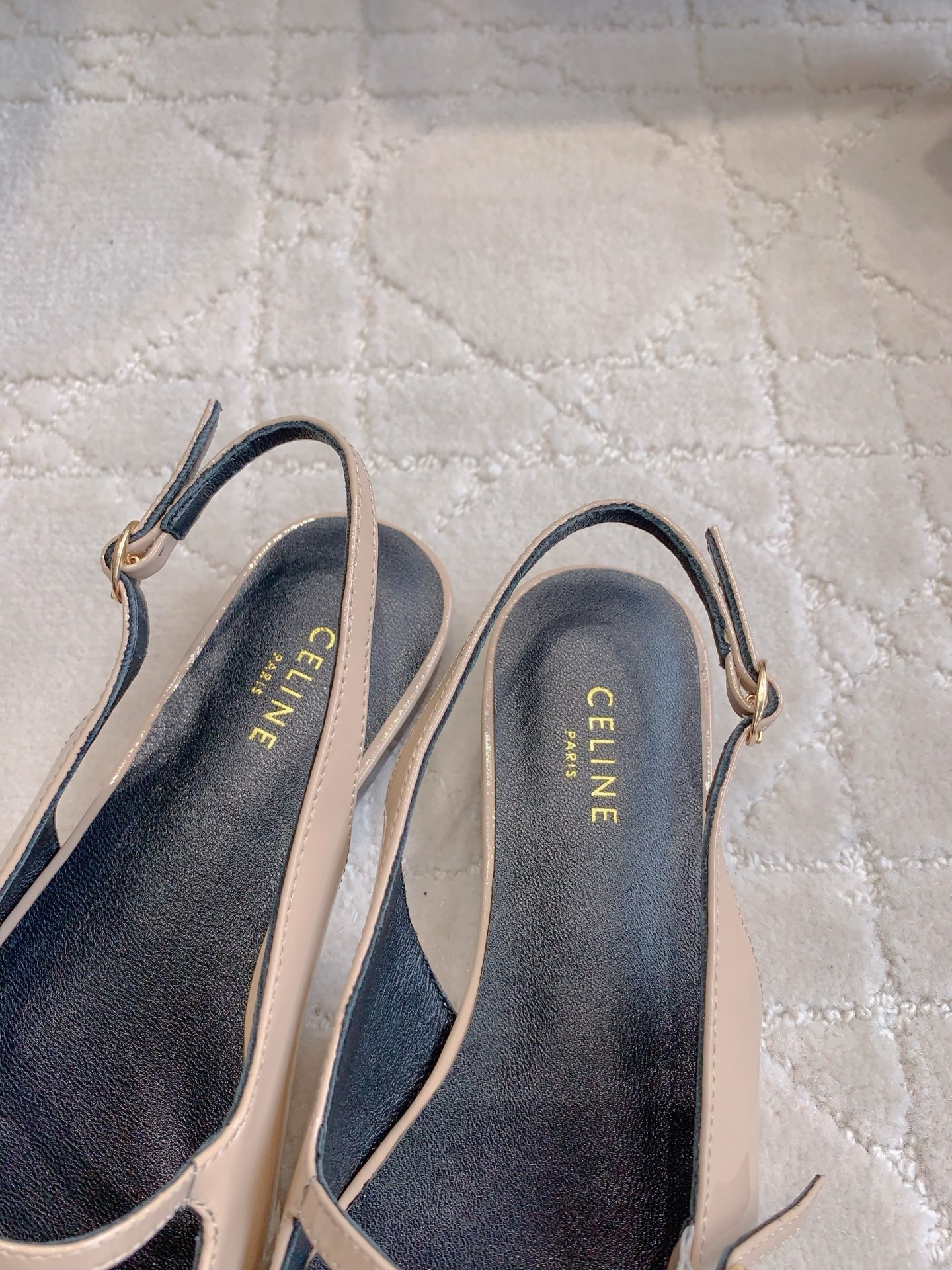 Stylish Leather Flat Shoes by Celin: Italian Craftsmanship, Sizes 35-39 - 图片 6