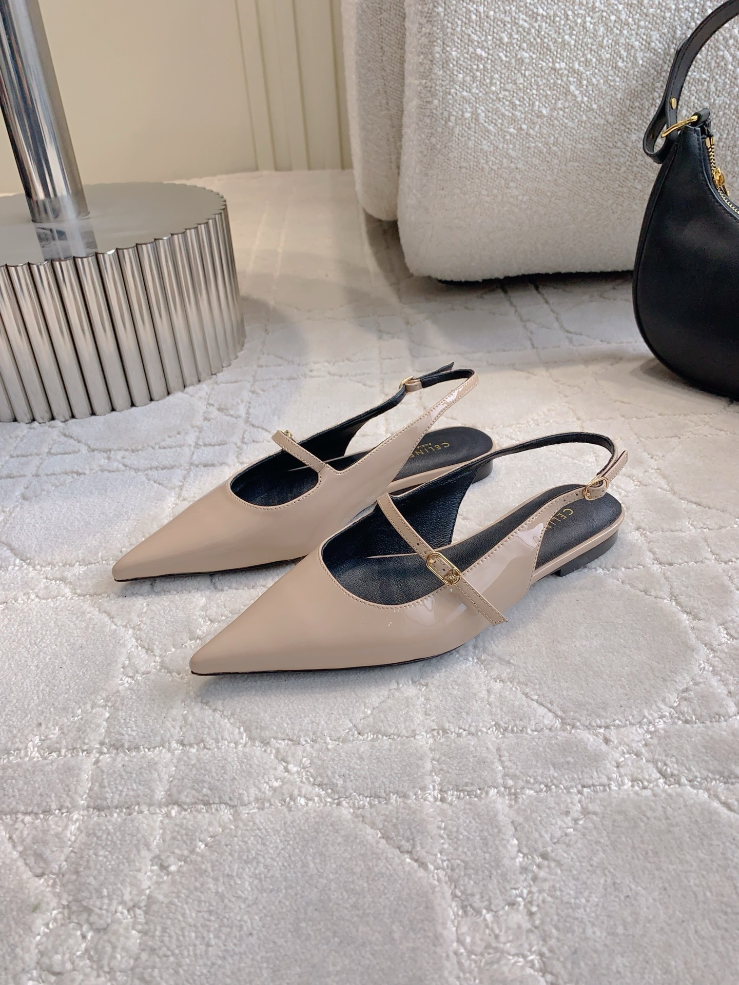 Stylish Leather Flat Shoes by Celin: Italian Craftsmanship, Sizes 35-39 - 图片 1