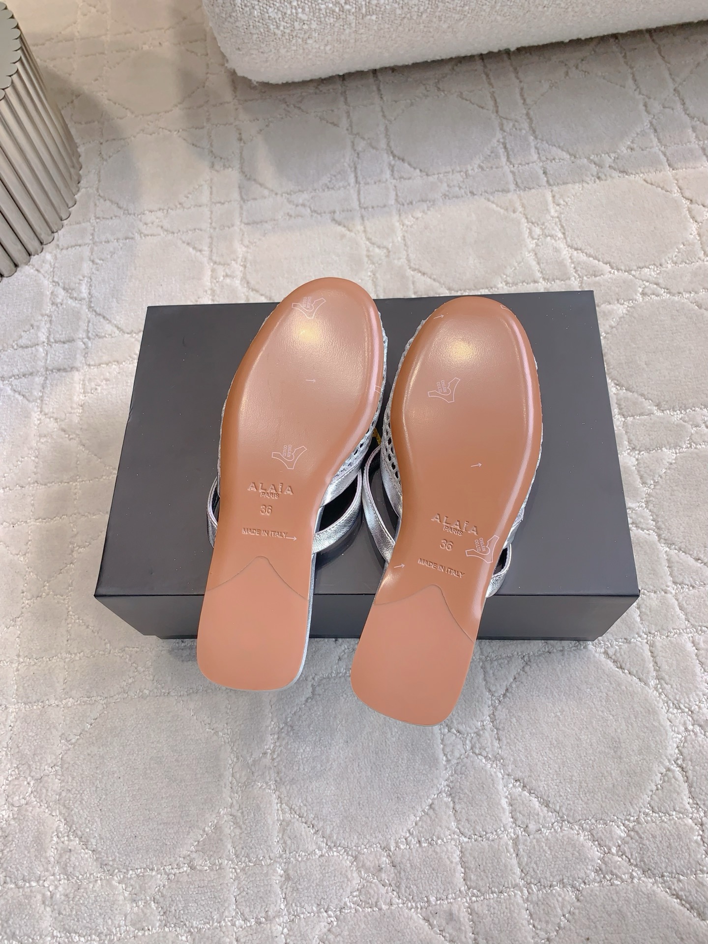 Alaia’s Eccentric and Super-Soft Shoe Collection: 576 New Net Toes and Slippers - 图片 9