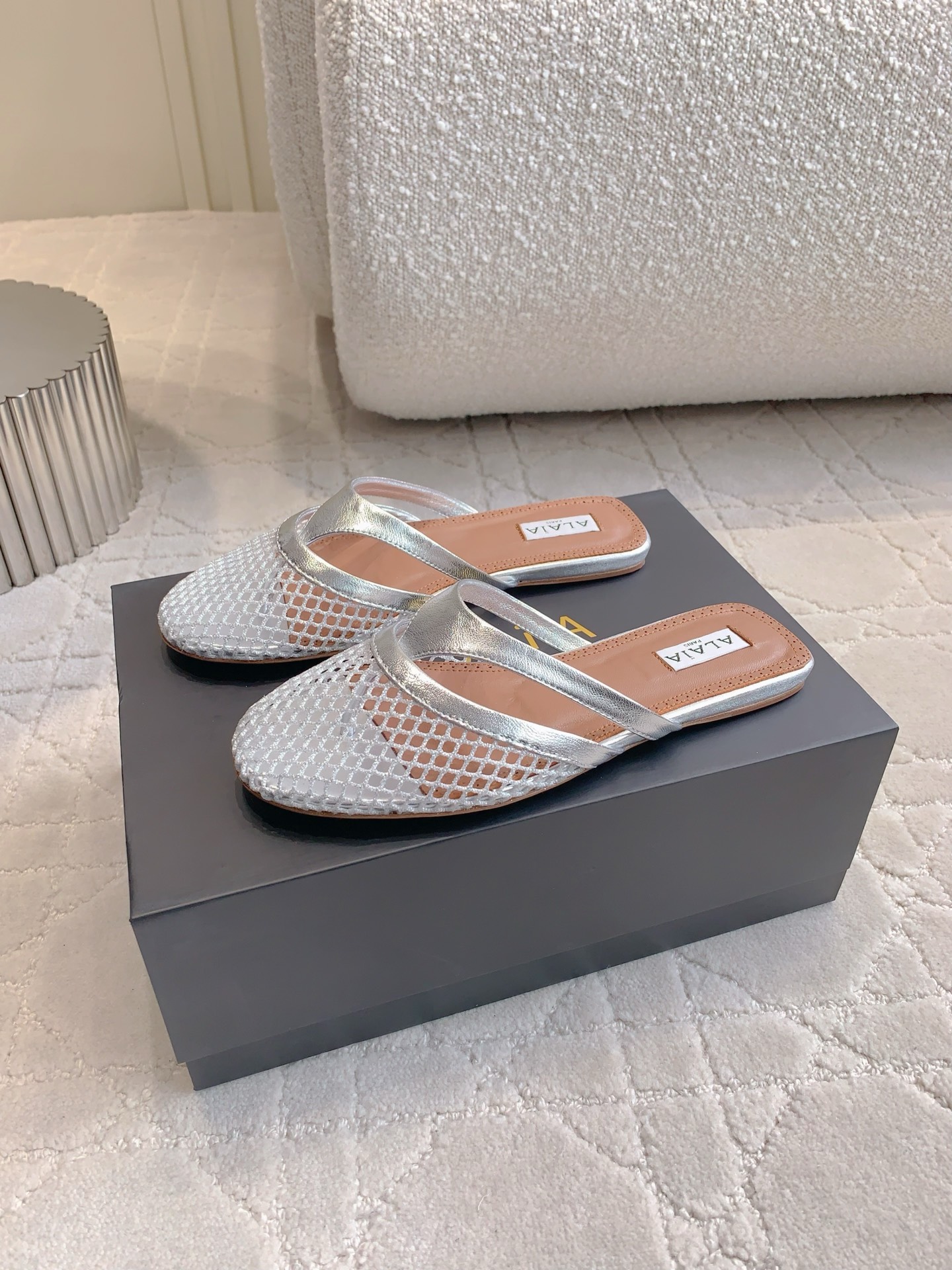 Alaia’s Eccentric and Super-Soft Shoe Collection: 576 New Net Toes and Slippers - 图片 4