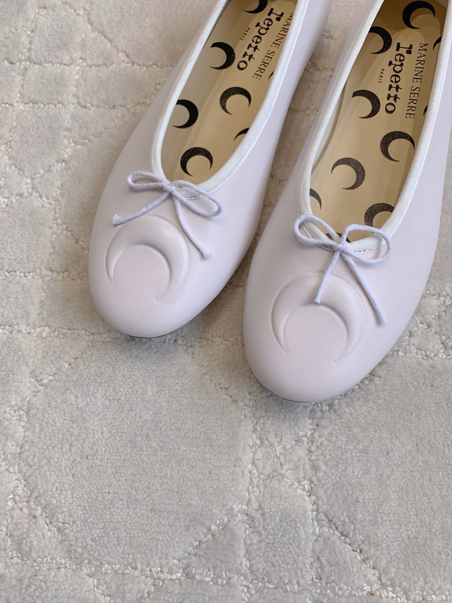 Unique Moon Base Ballet Shoes by Repetto: Cozy, Invincible, and Beautiful Craftsmanship - 图片 5