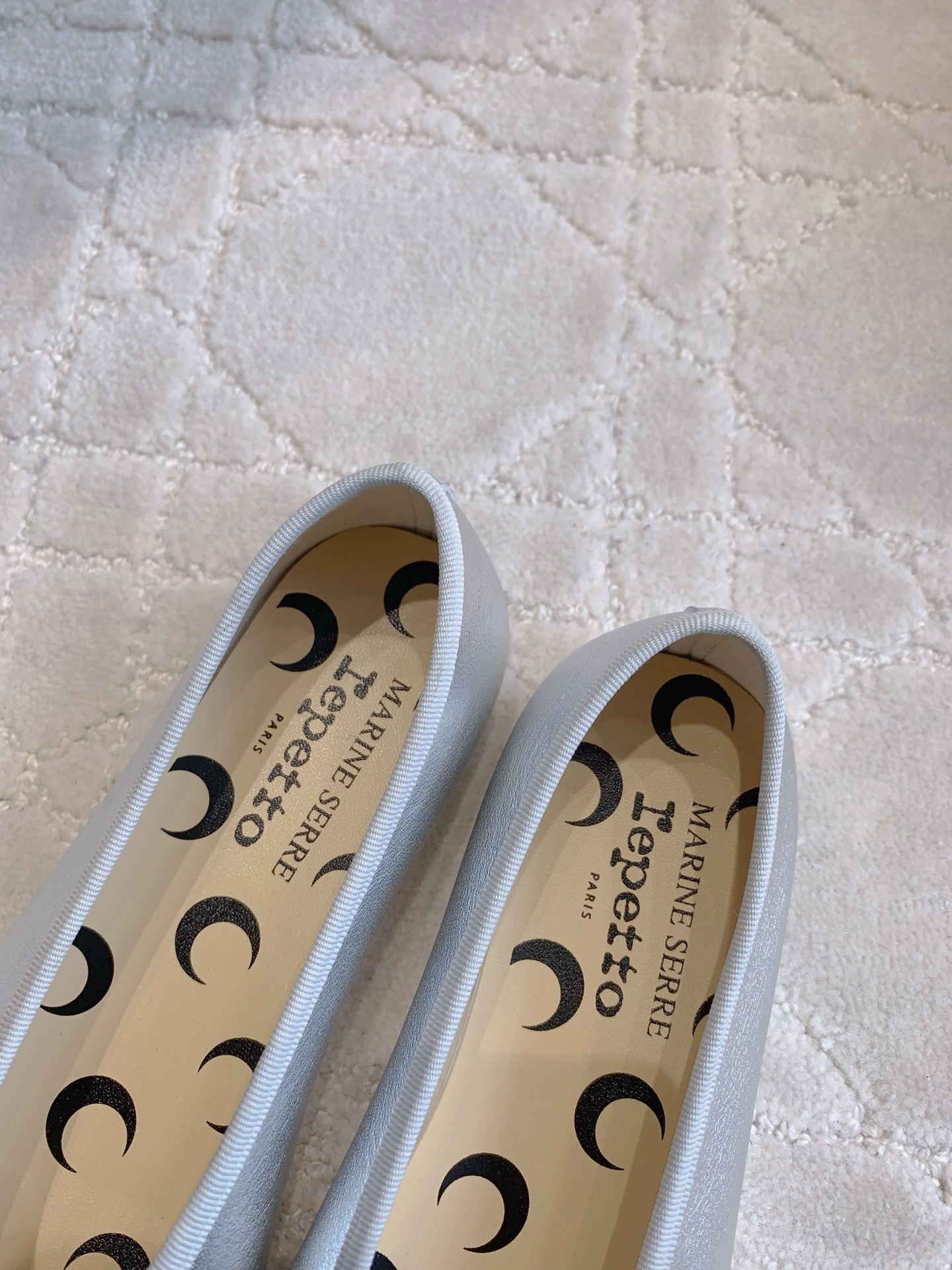 Unique Moon Base Ballet Shoes by Marine Serre: Cozy, Stylish, and Invincible - 图片 6