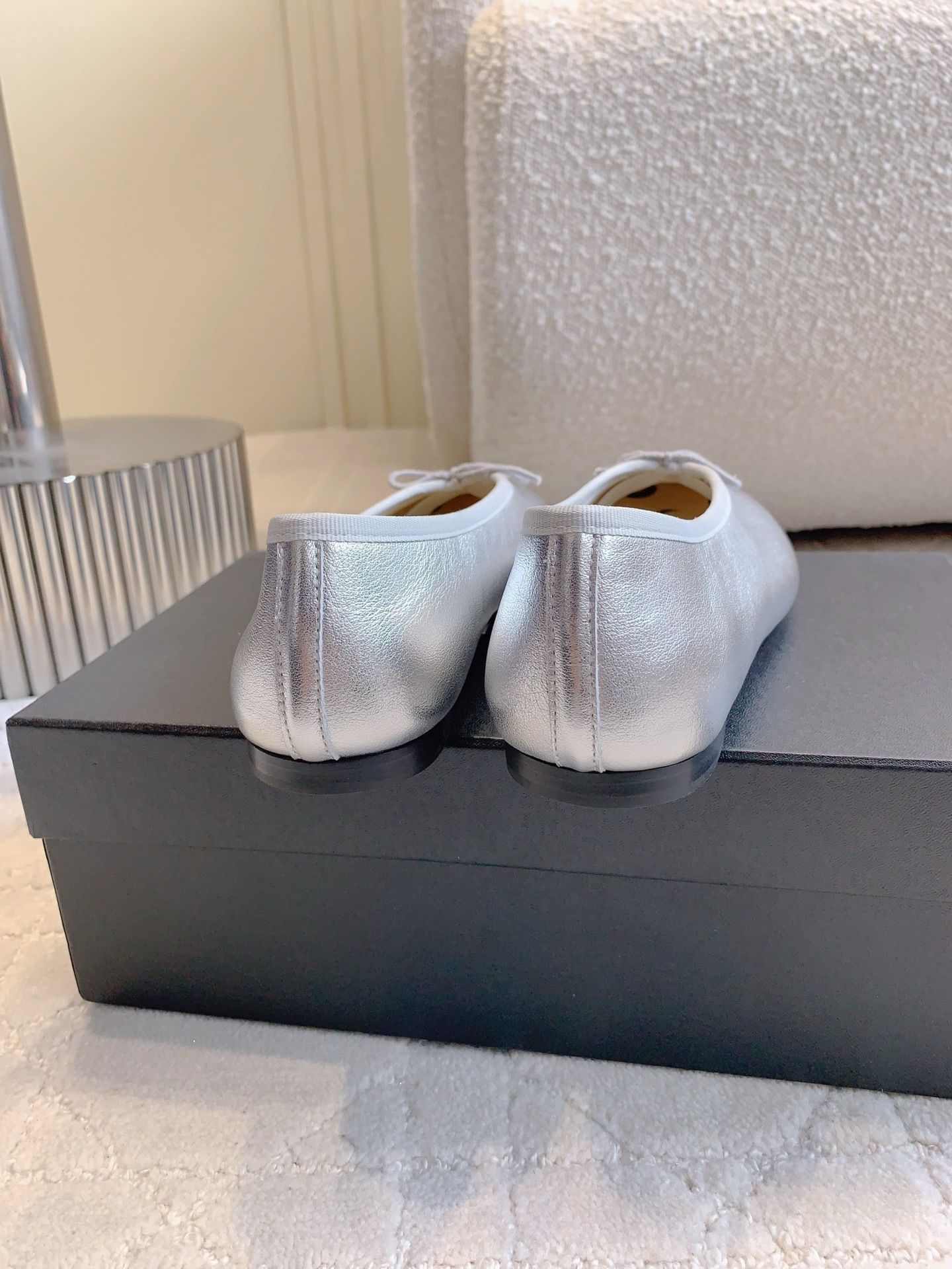 Unique Moon Base Ballet Shoes by Marine Serre: Cozy, Stylish, and Invincible - 图片 8
