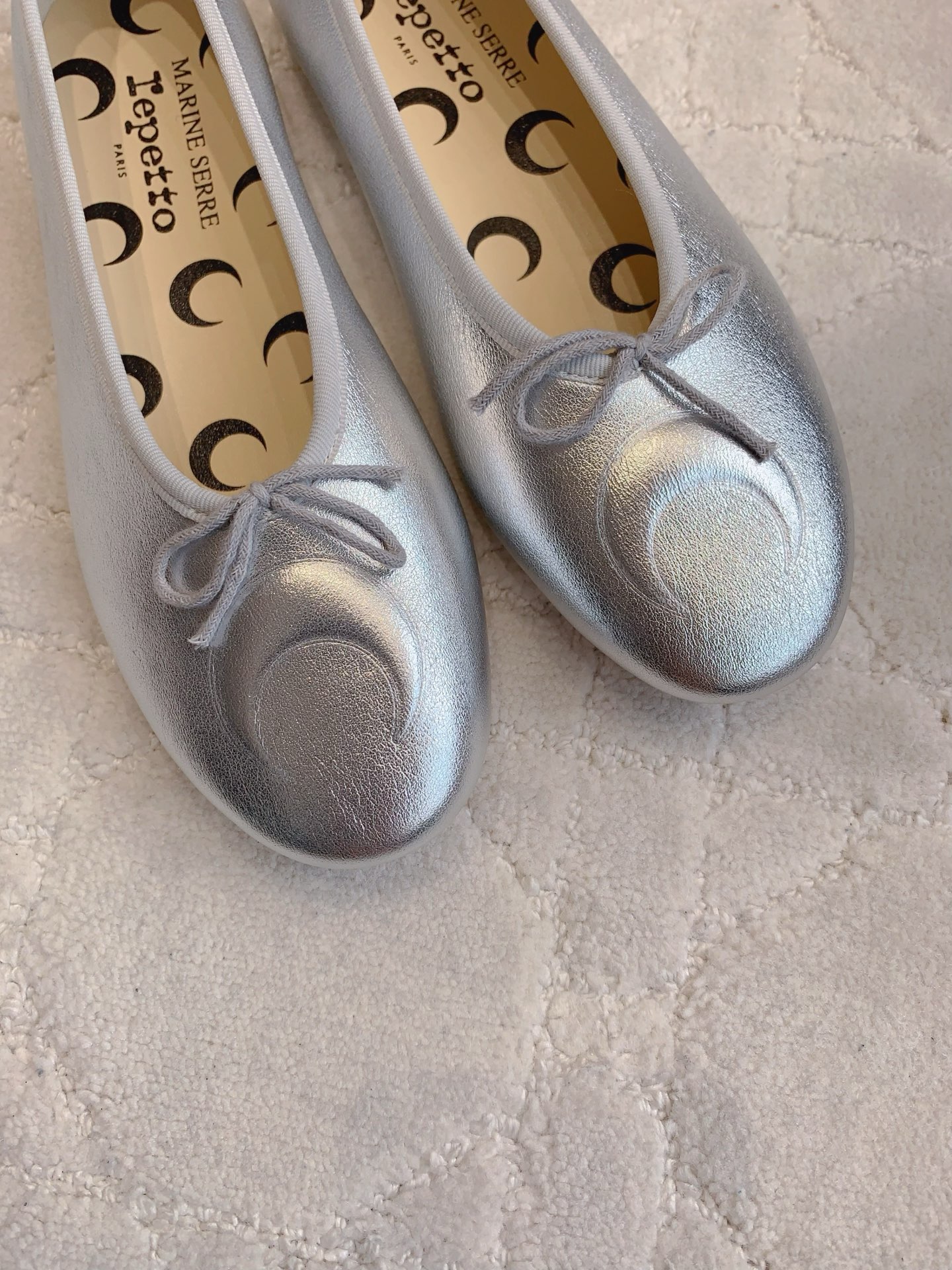 Unique Moon Base Ballet Shoes by Marine Serre: Cozy, Stylish, and Invincible - 图片 5