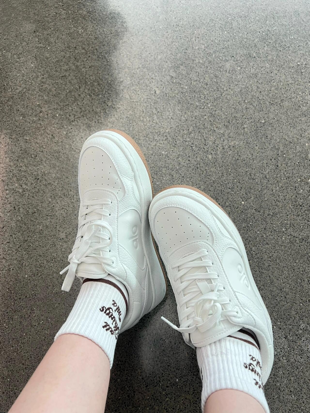 NO:229965,Footwear demonstration, casual shoes/sports shoes, sneakers19860909上脚示范,休闲鞋/运动鞋,sneakers,Women's Shoes