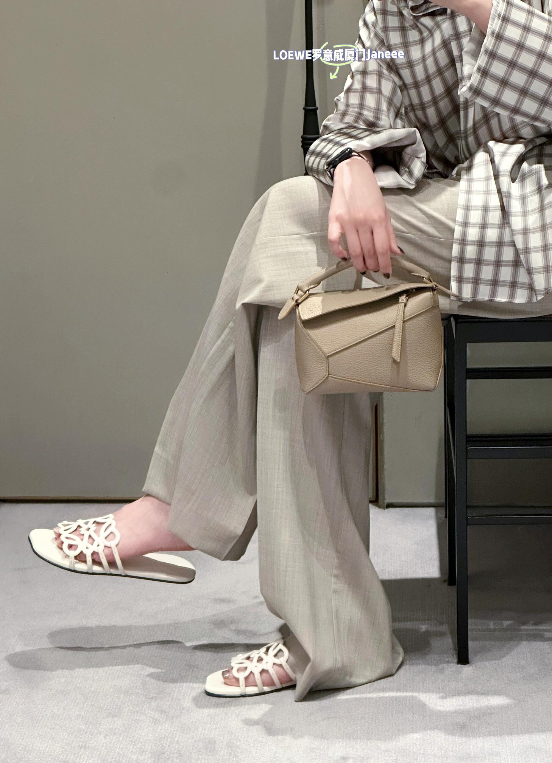 NO:262484,foot demonstration, slippers, slippers19860909上脚示范,拖鞋,slippers,Women's Shoes