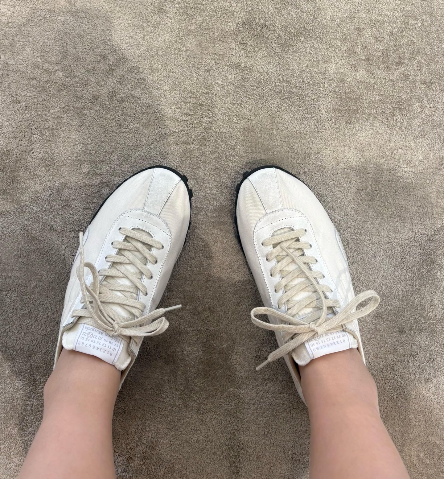 NO:262480,Footwear demonstration, casual shoes/sports shoes, sneakers19860909上脚示范,休闲鞋/运动鞋,sneakers,Women's Shoes