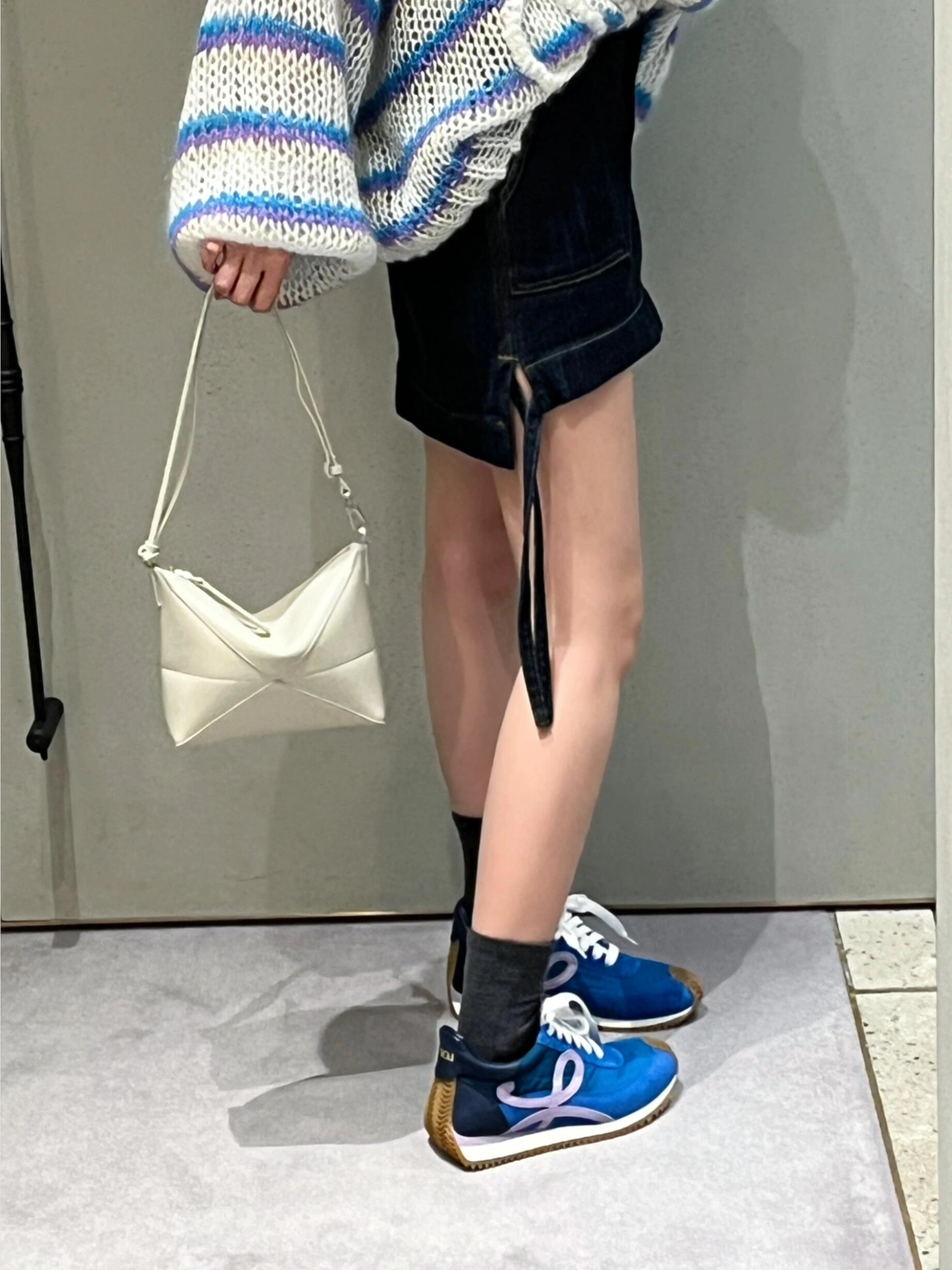 NO:258697,Footwear demonstration, casual shoes/sports shoes, sneakers19860909上脚示范,休闲鞋/运动鞋,sneakers,Women's Shoes