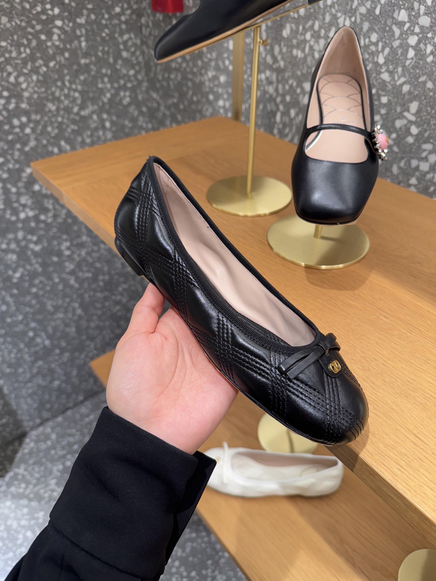 NO:252170,Counter pictures, ballet shoes19860909专柜图,芭蕾舞鞋,Women's Shoes