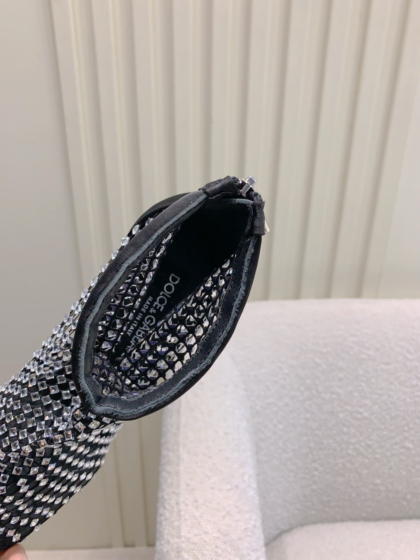 Dolce & Gabbana’s New Web Eye High Socks and Boots: Bling Bling and Sexy - 图片 5