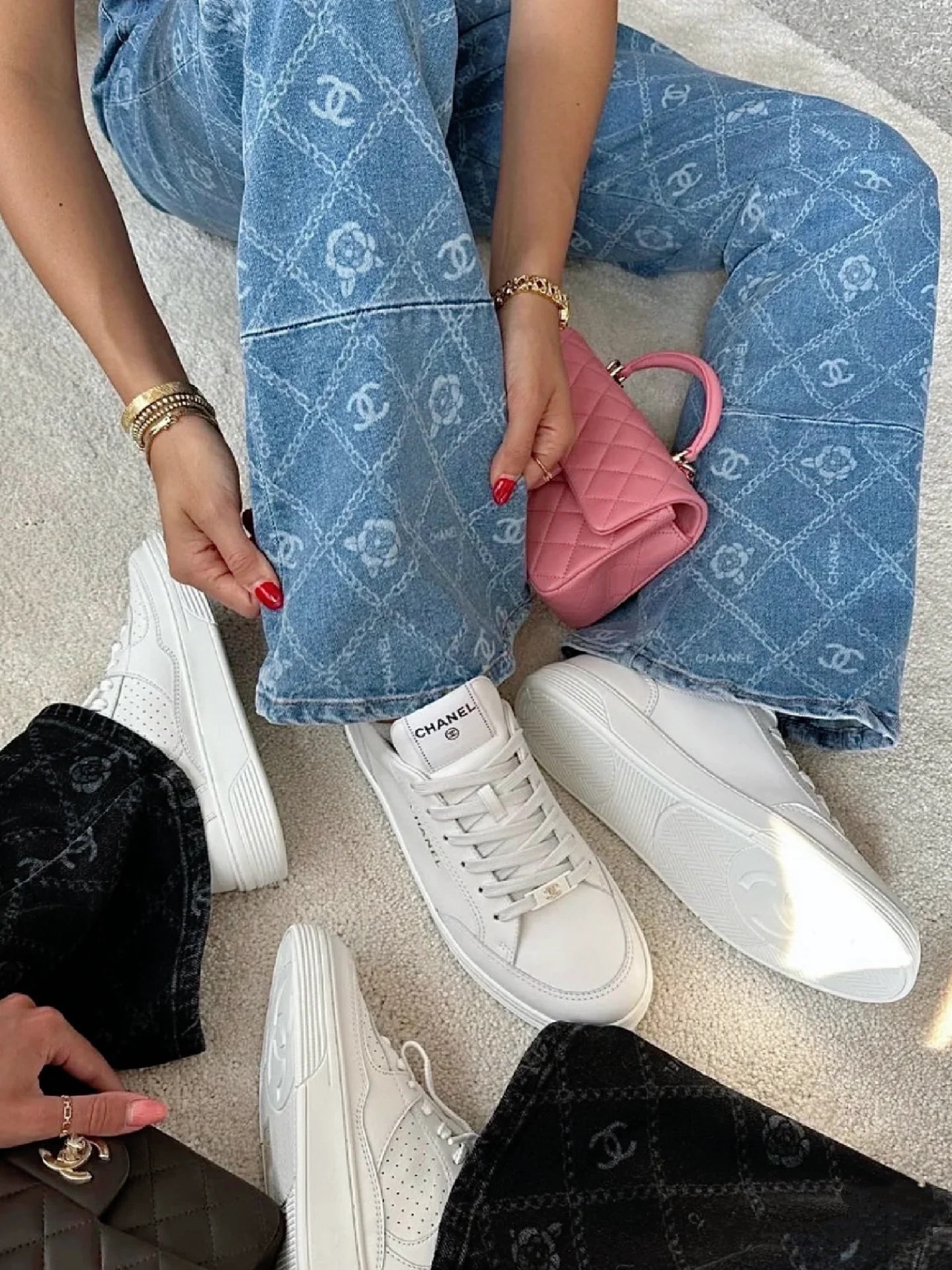 NO:252071,Footwear demonstration, casual shoes/sports shoes, sneakers19860909上脚示范,休闲鞋/运动鞋,sneakers,Women's Shoes