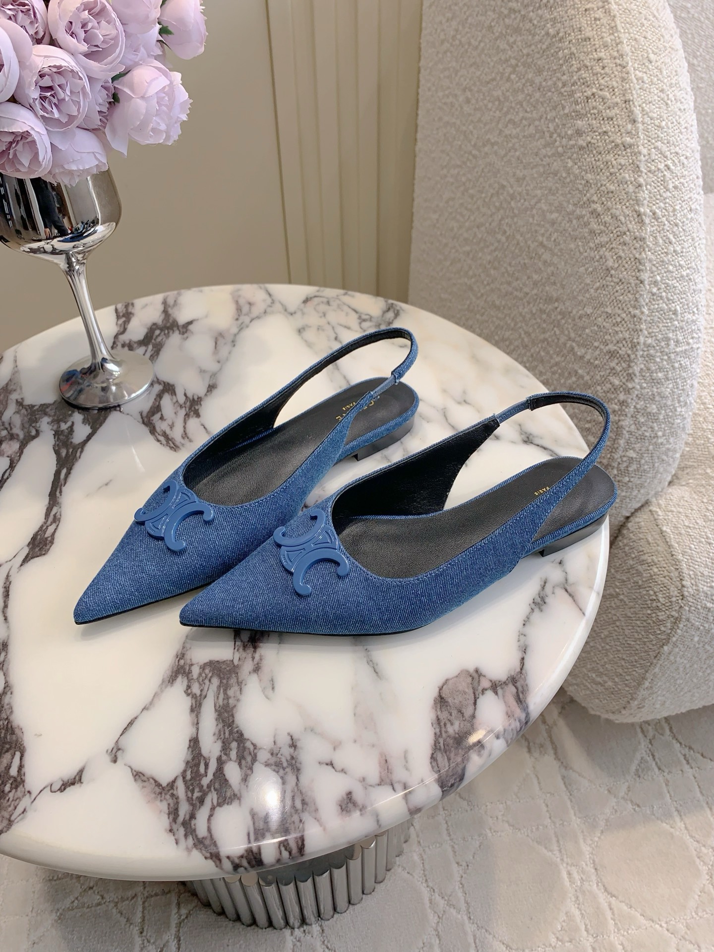 Stylish Cowboy-Inspired Flat Shoes by Celin with Gold Buttons and Lambskin Lining
