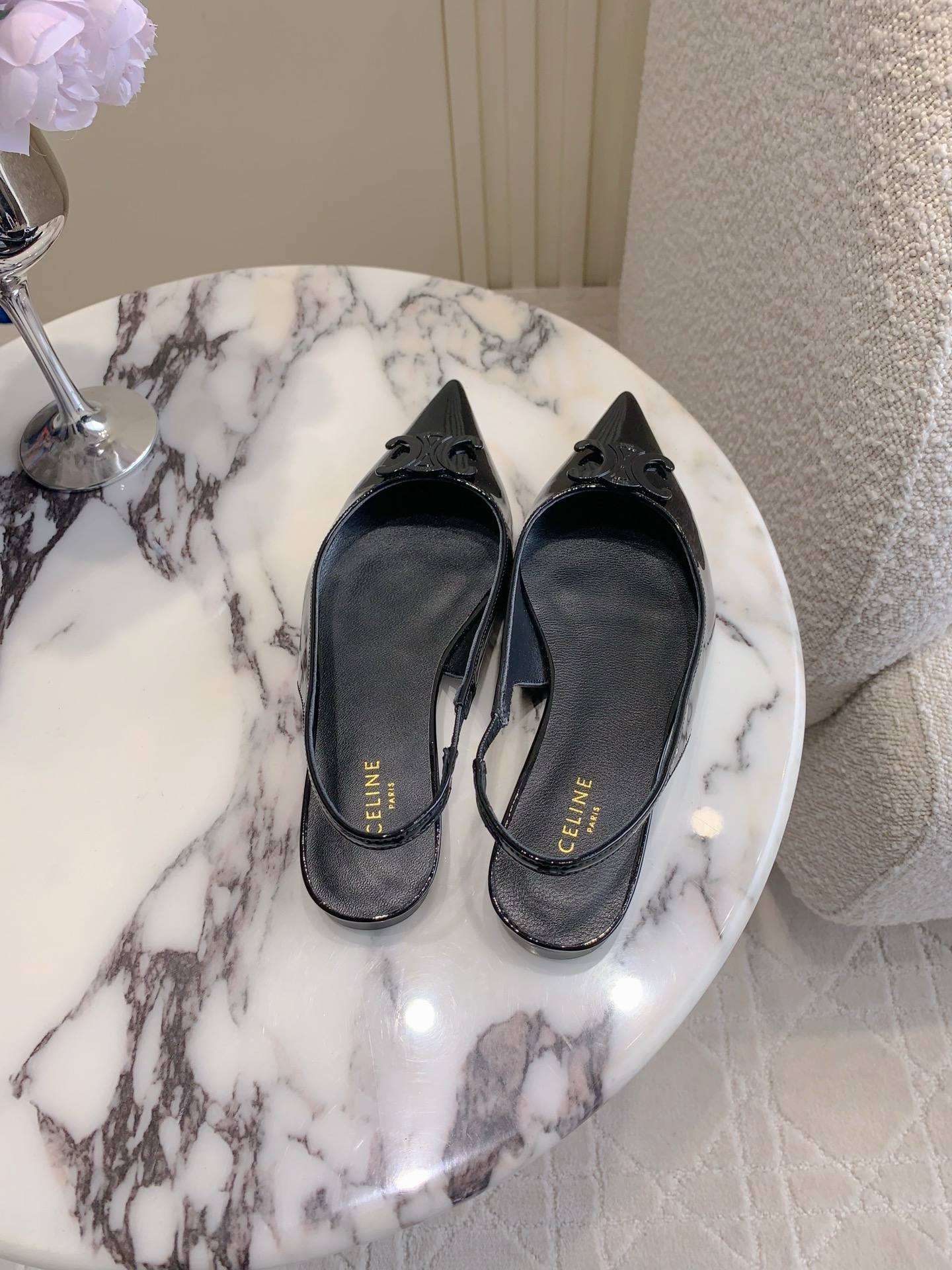 Stylish Cowboy-Inspired Flat Shoes by Celin: Gold Buttons, Lambskin, Italian Design (Cowboys P675 Other P725) - 图片 4