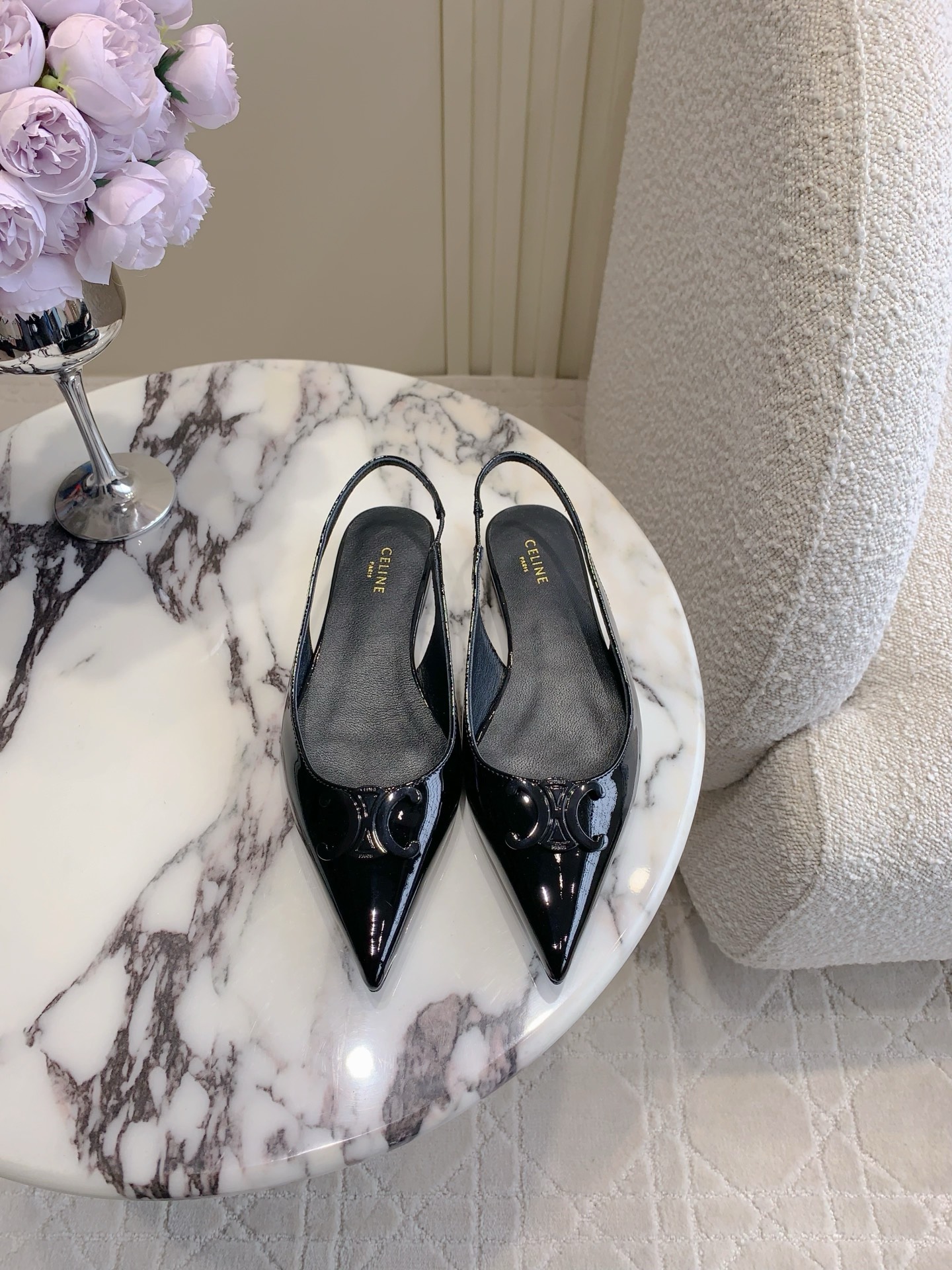 Stylish Cowboy-Inspired Flat Shoes by Celin: Gold Buttons, Lambskin, Italian Design (Cowboys P675 Other P725) - 图片 2