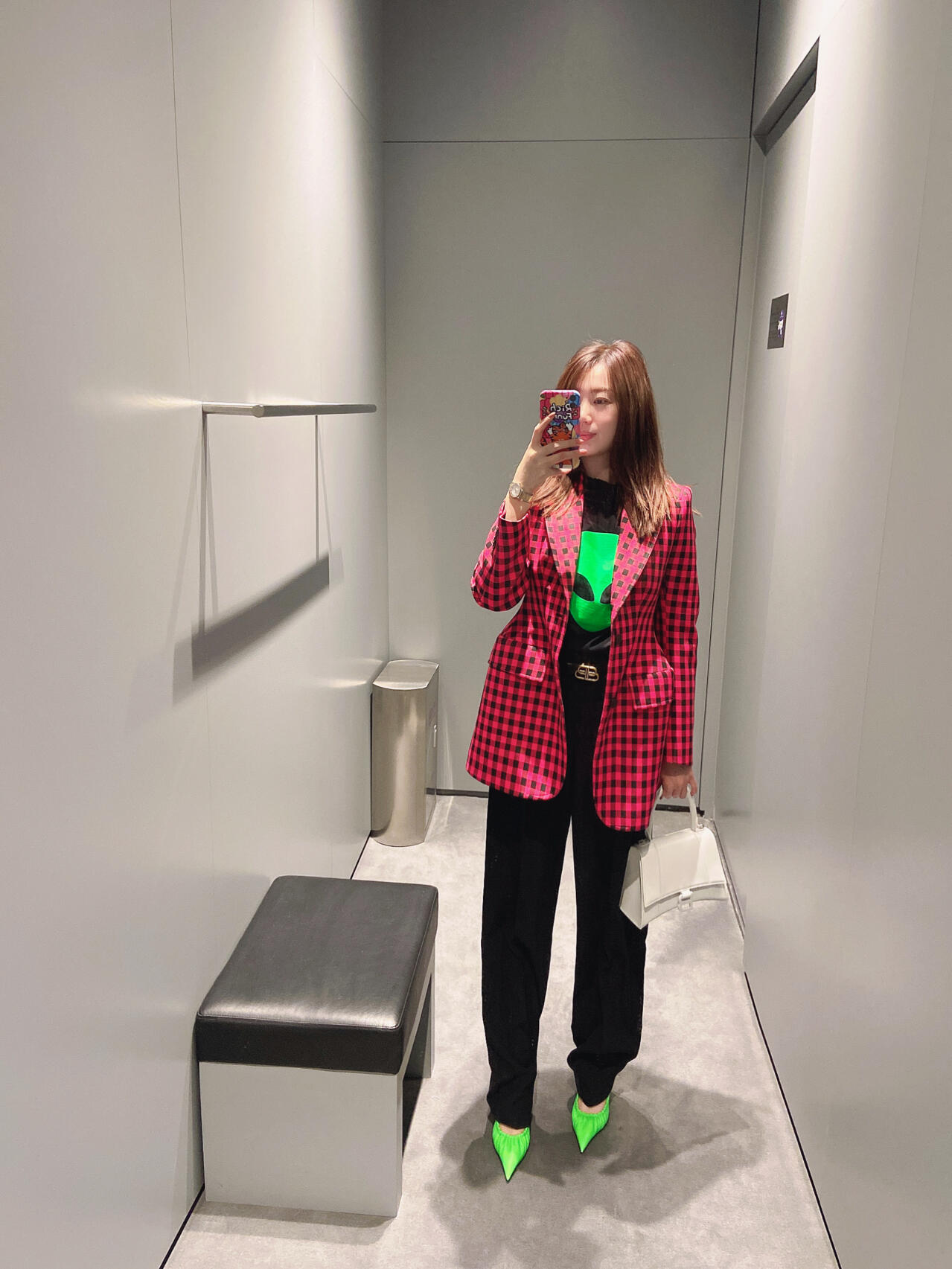 NO:252177,Leg-mounted demonstration, semi-torque single shoes19860909上脚示范,半拖单鞋,Women's Shoes