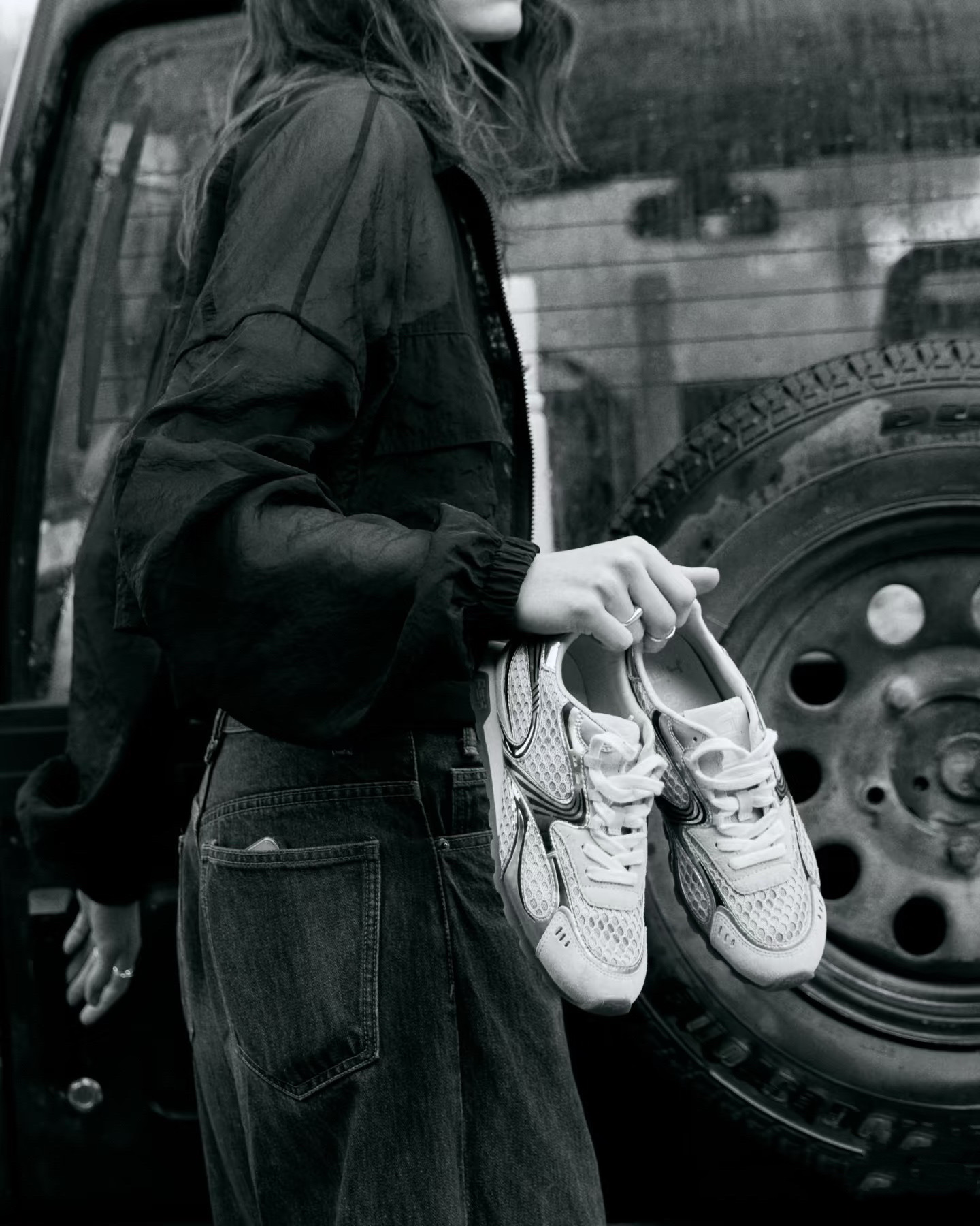 NO:260802,Footwear demonstration, casual shoes/sports shoes, sneakers19860909上脚示范,休闲鞋/运动鞋,sneakers,Women's Shoes