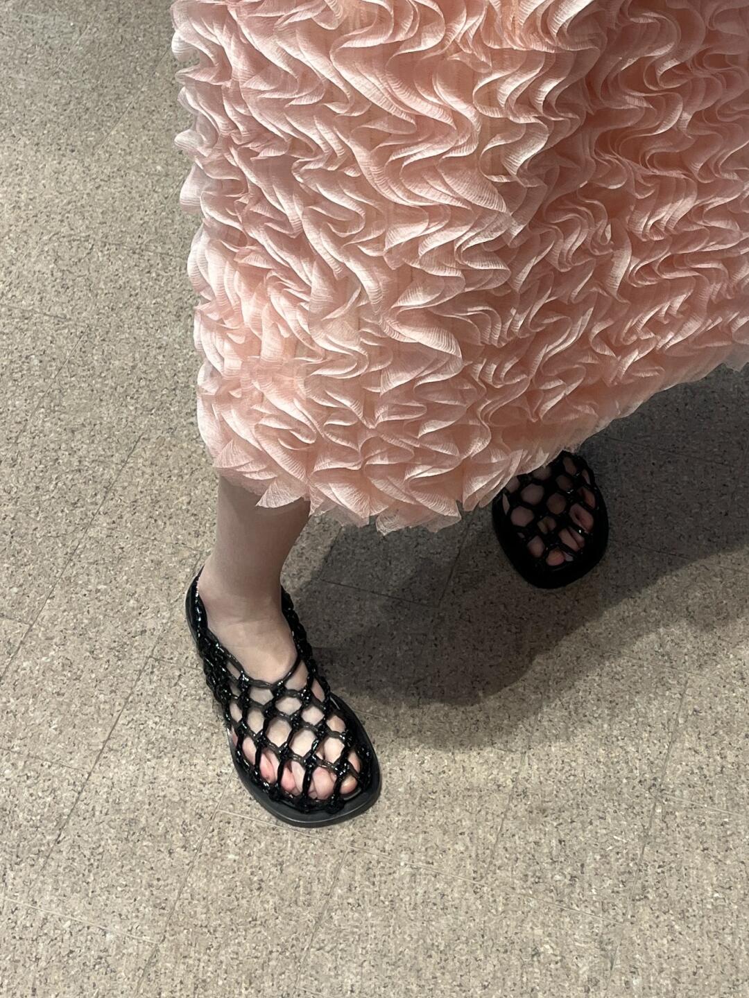 NO:260798,foot demonstration, slippers, slippers19860909上脚示范,拖鞋,slippers,Women's Shoes