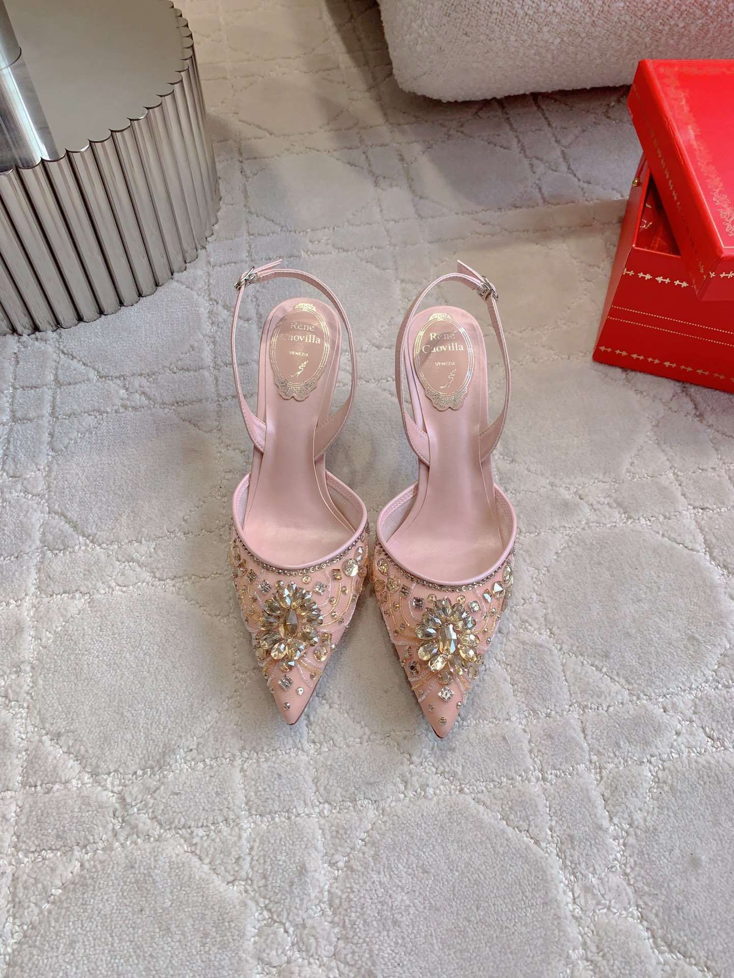 NO:382941,Ren* Caovill* Heavy Industries Crystal Gem Series High Heels Bling bling bling is exquisite and crafts, imported high-density mesh, handmade inlaid gemstones and rhinestones, footbed sheepskin, Italian leather outsole, heels, flat soles, 7.5cm, size 35-39 (34 40 41 42 43 customized), high heels, sandals, high heels, sheepskin, Leather soles19860909Ren* Caovill*重工水晶宝石系列高跟鞋 bling bling精致逼人 堪称工艺品 面料进口高密度网纱 手工镶嵌宝石水钻 垫脚羊皮 意大利真皮大底 跟高 平底/7.5cm 尺码35-39（34 40 41 42 43定做）,高跟鞋凉鞋,sandals,high heels,sheepskin,Leather soles,Women's Shoes