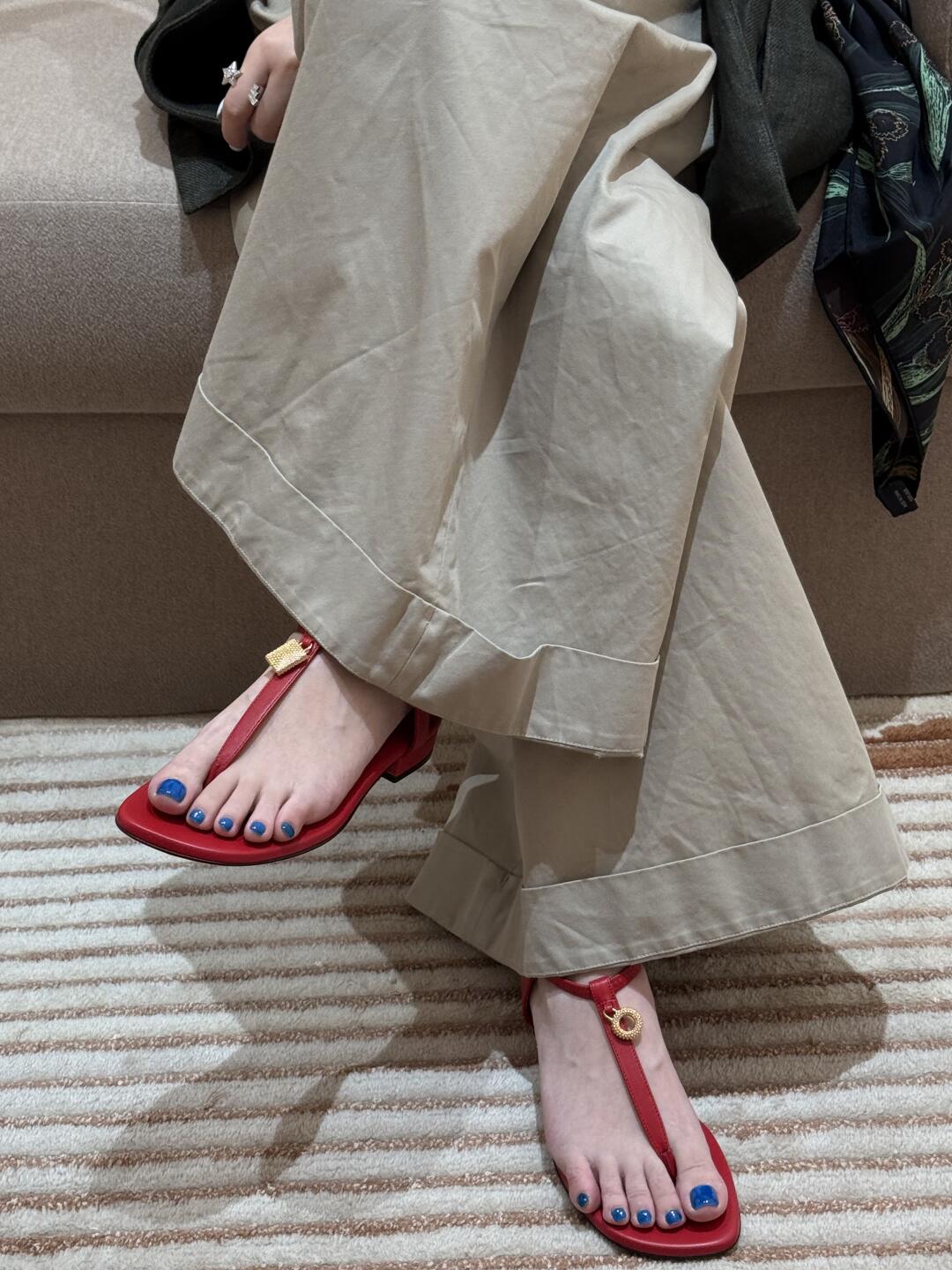 NO:392669,#Whoever wears it looks good, split-toed shoes19860909#谁穿谁好看,分趾鞋,Women's Shoes