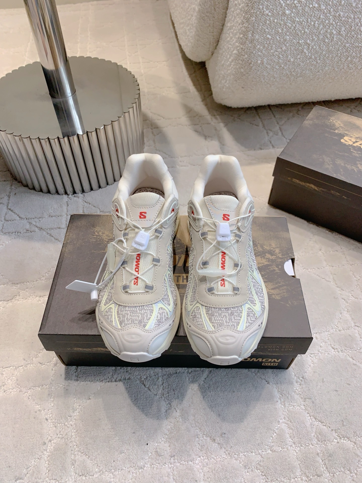 NO:382329,Top original list Salomo*Salomon XT WHISPER SANDY LIANG joint-branded cross-country running shoes, same style for men and women, new internet celebrity items, paratrooper rope quick wear shoelace design, seamless shoe body outdoor casual, appearance and foot feeling, commuting out of the street, absolutely very eye-catching, play style, release all-faced self, women's size 35-39 (40 customized) men's size 39-45, casual shoes/sports shoes, sneakers19860909顶级原单 Salomo*萨洛蒙 XT WHISPER SANDY LIANG联名款越野跑鞋 男女同款 新进网红单品 伞兵绳快穿鞋带设计 无缝鞋身户外随意纵横 颜值与脚感兼备 出街通勤 绝对非常吸睛 玩转风格 释放多面自我 女码35-39（40定做）男码39-45,休闲鞋/运动鞋,sneakers,Women's Shoes