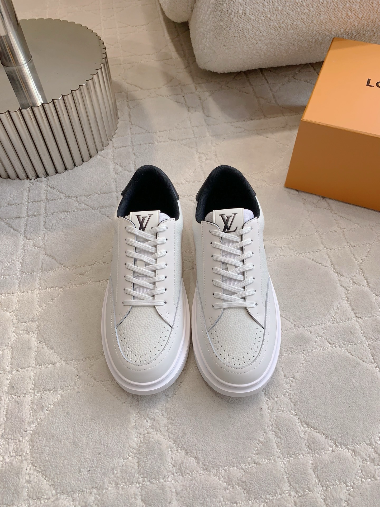 NO:382295,Top version LOUIS VUITTO* new men's casual shoes, comfortable and lightweight, original purchase 1:1 replica, details to version ZP, free entry and exit counter, size 39-44 (38 45 46 customized), casual shoes/sports shoes, louis vuitton, sneakers19860909顶级版本 LOUIS VUITTO*新款男士休闲鞋 舒适轻便 原版购入1:1复刻 细节对版ZP 随意进出专柜  尺码39—44（38 45 46定做）,休闲鞋/运动鞋,louis vuitton,sneakers,Women's Shoes