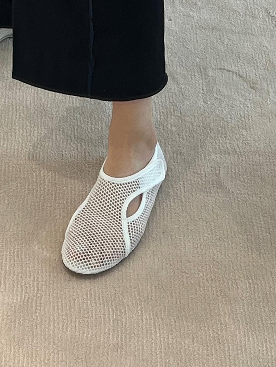 NO:382309,Foot-mounted shoes19860909上脚示范,分趾鞋,Women's Shoes