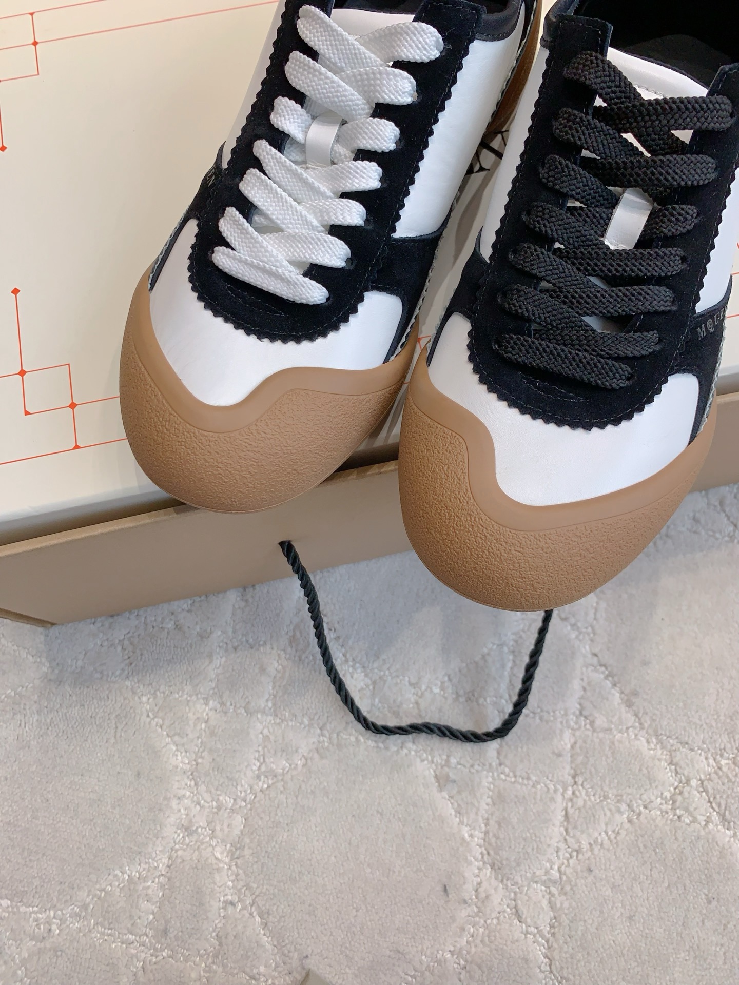 “Plant Price 775 for Alexander McQUEE Tweezer Shoes in Size 35-39” - 图片 5