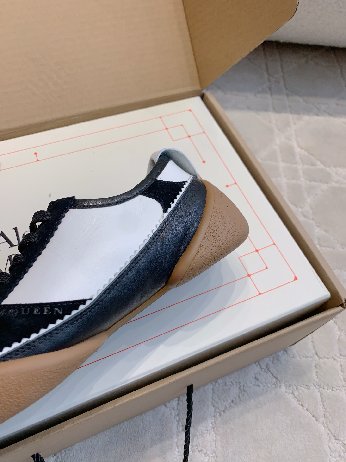 “Plant Price 775 for Alexander McQUEE Tweezer Shoes in Size 35-39” - 图片 7