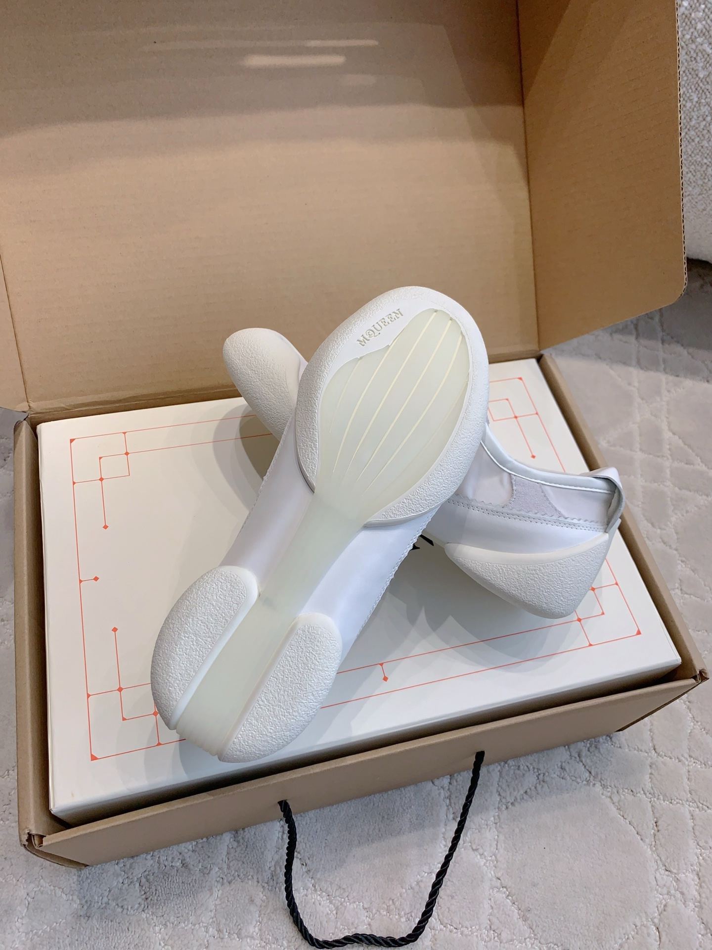 Plant Price: $775 for Alexander McQUEE Tweezer Shoes, Top Quality, Size 35-39 - 图片 9