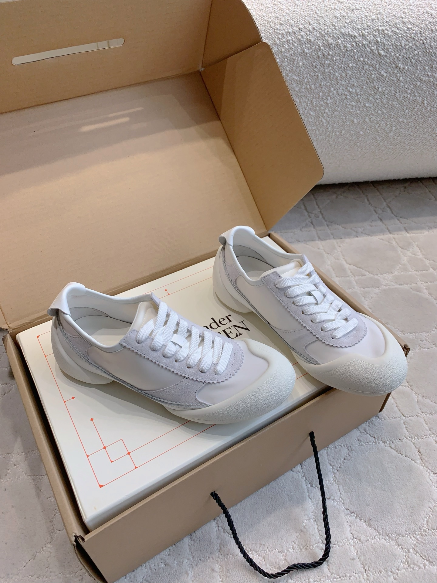 Plant Price: $775 for Alexander McQUEE Tweezer Shoes, Top Quality, Size 35-39 - 图片 3