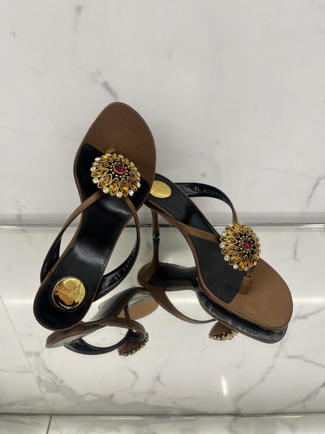 NO:385357,Counter picture, split toe shoes19860909专柜图,分趾鞋,Women's Shoes