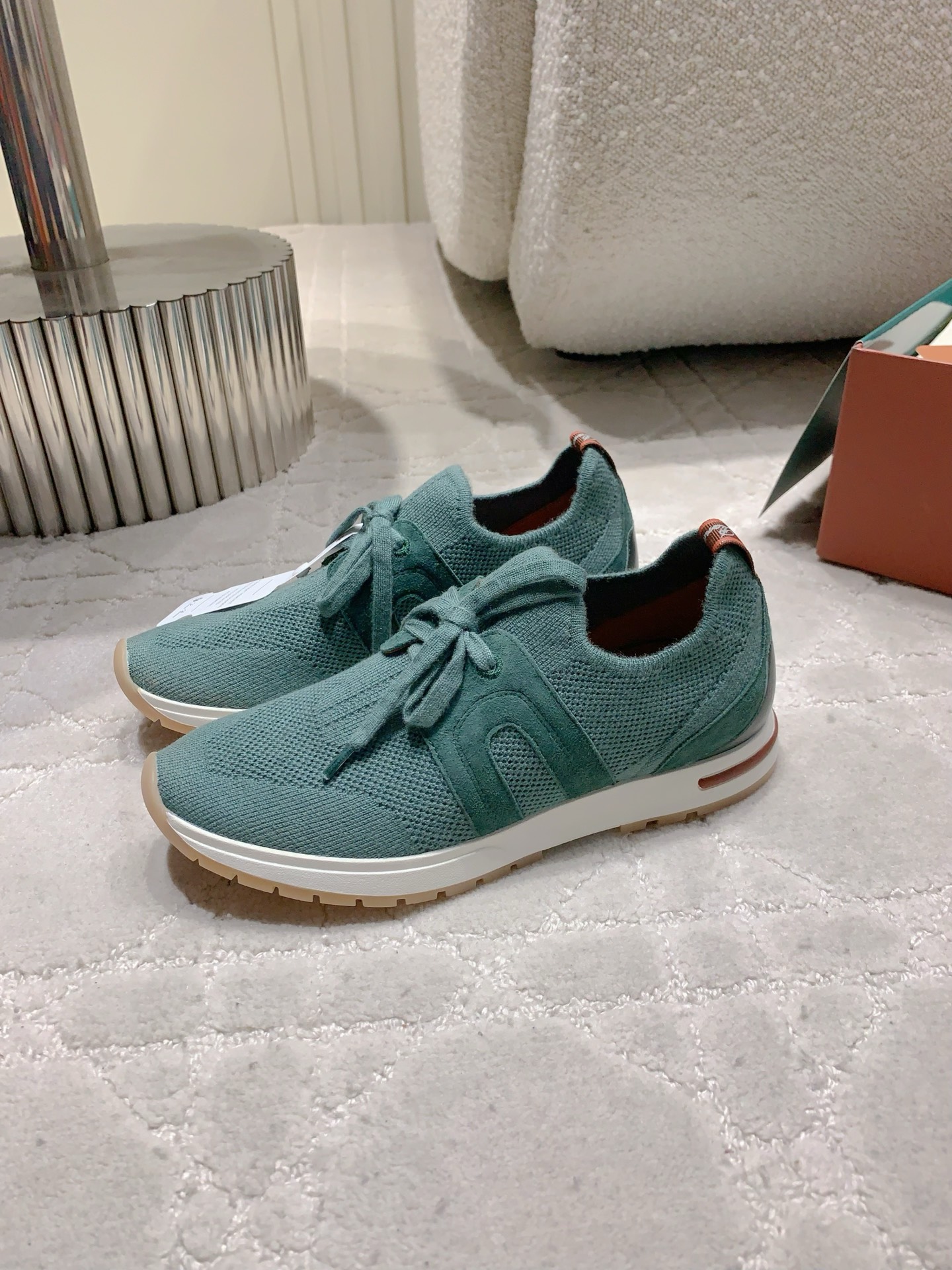 “Top-Quality Loro Pian* LP Knitting Sneakers: Fashionable, Comfortable, and Durable” - 图片 5