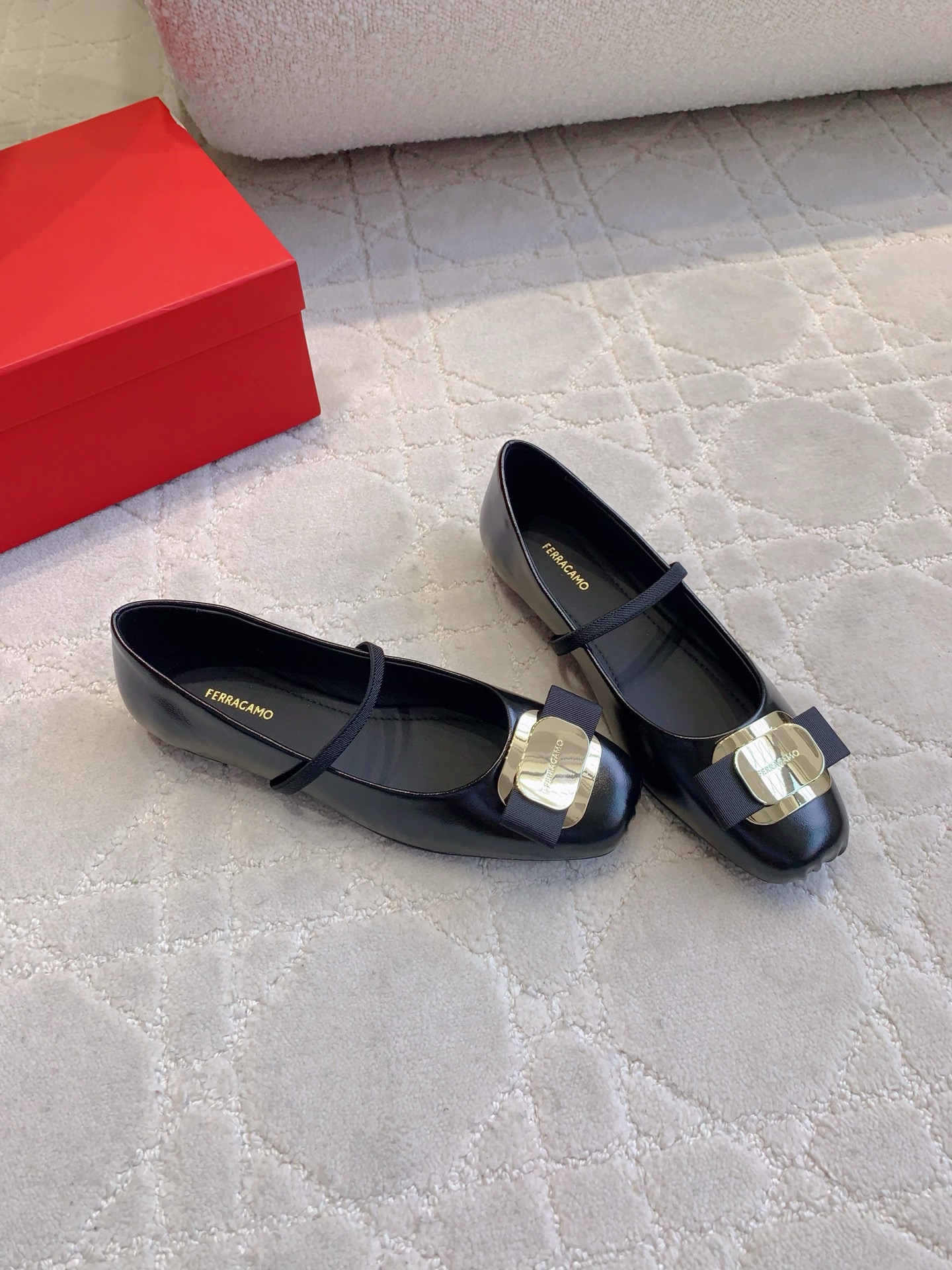 Sophisticated Mary Jane Ballet with Artistic Details and Comfort, Price: $675 - 图片 3