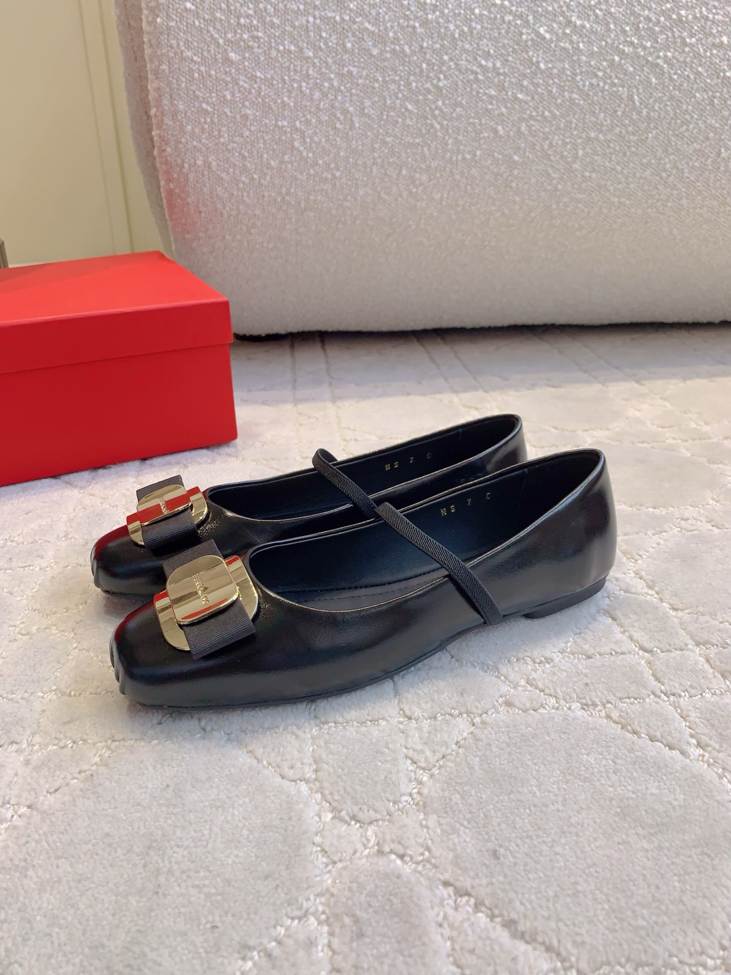 Sophisticated Mary Jane Ballet with Artistic Details and Comfort, Price: $675 - 图片 2