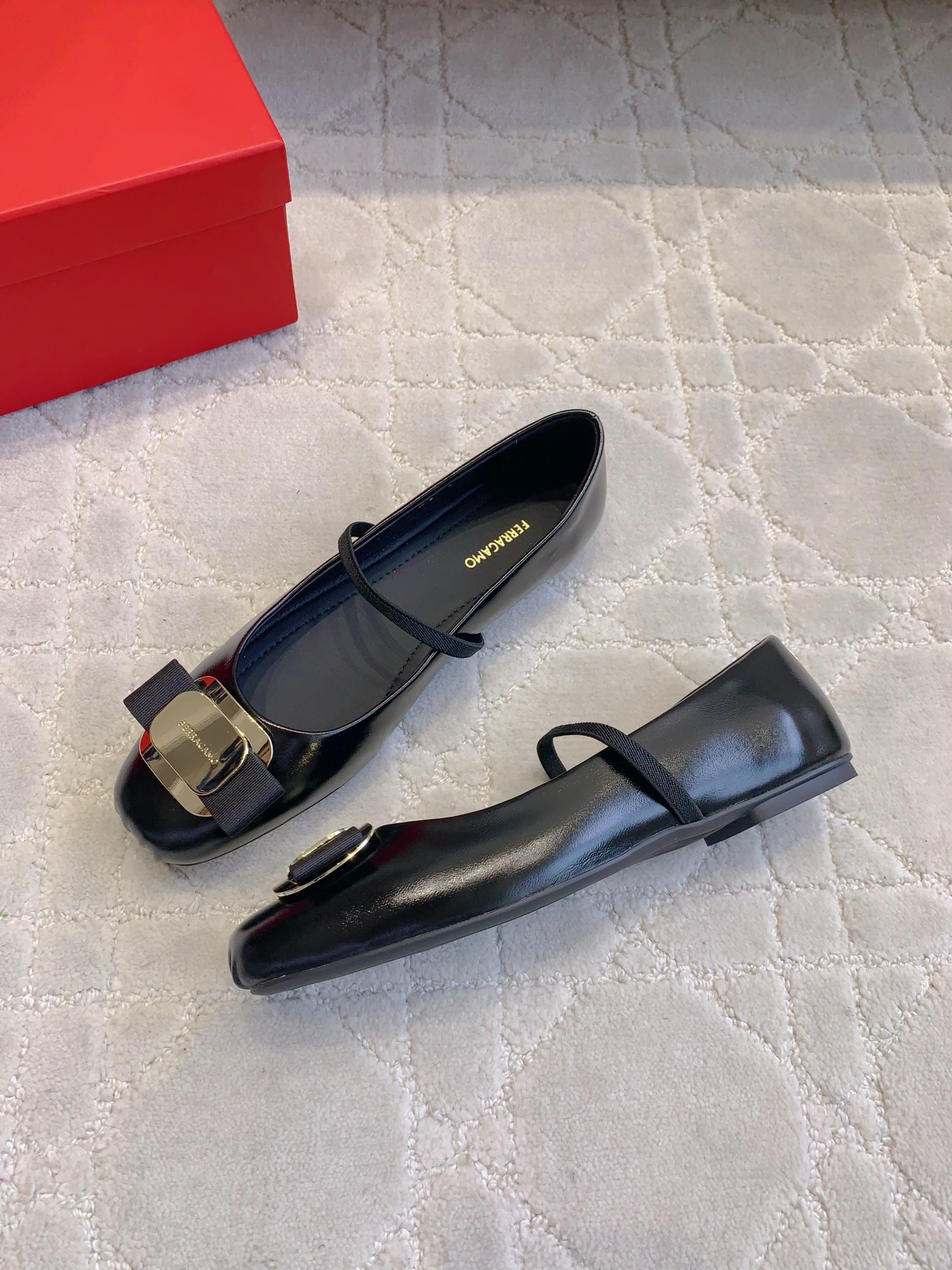 Sophisticated Mary Jane Ballet with Artistic Details and Comfort, Price: $675 - 图片 4
