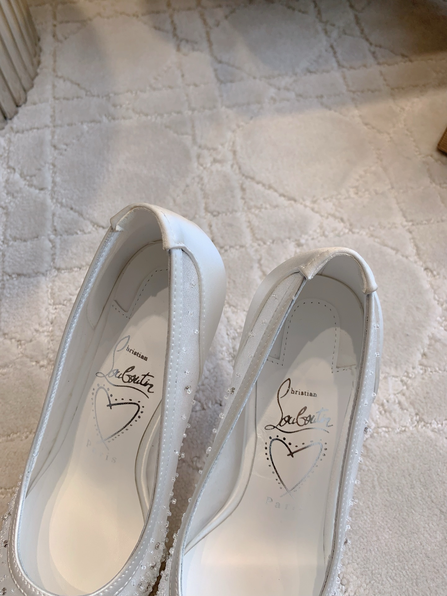 Luxury Hand-Sewn High-Heel Shoes by Christian Louboutin - 图片 6