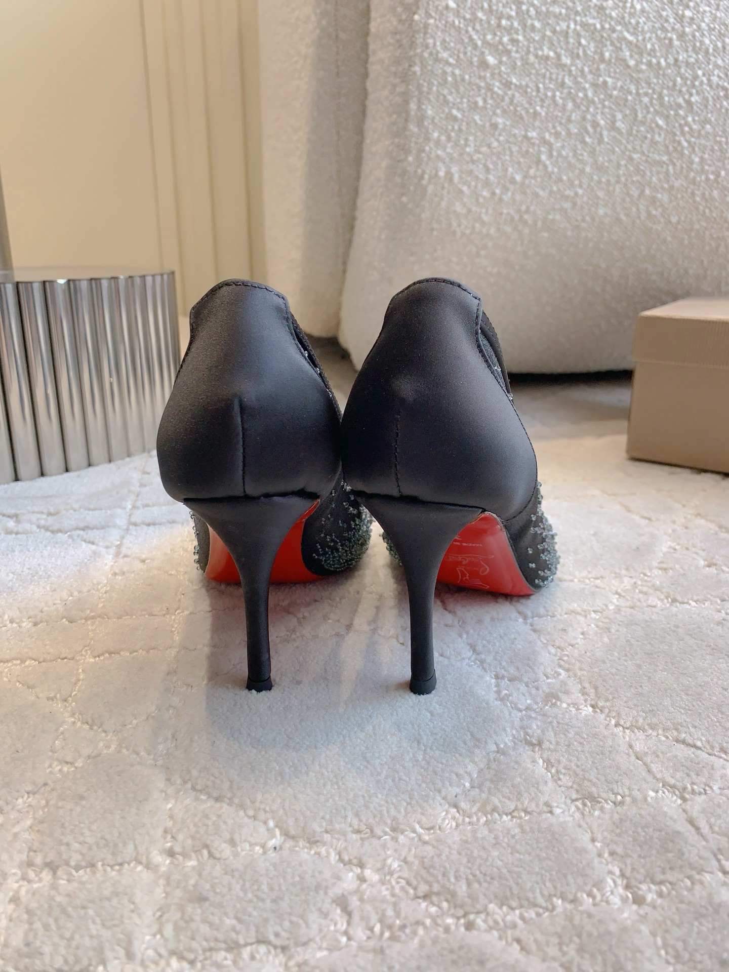 Luxury Handmade High-Heel Shoes by Christian Louboutin: P864 and P912 - 图片 7