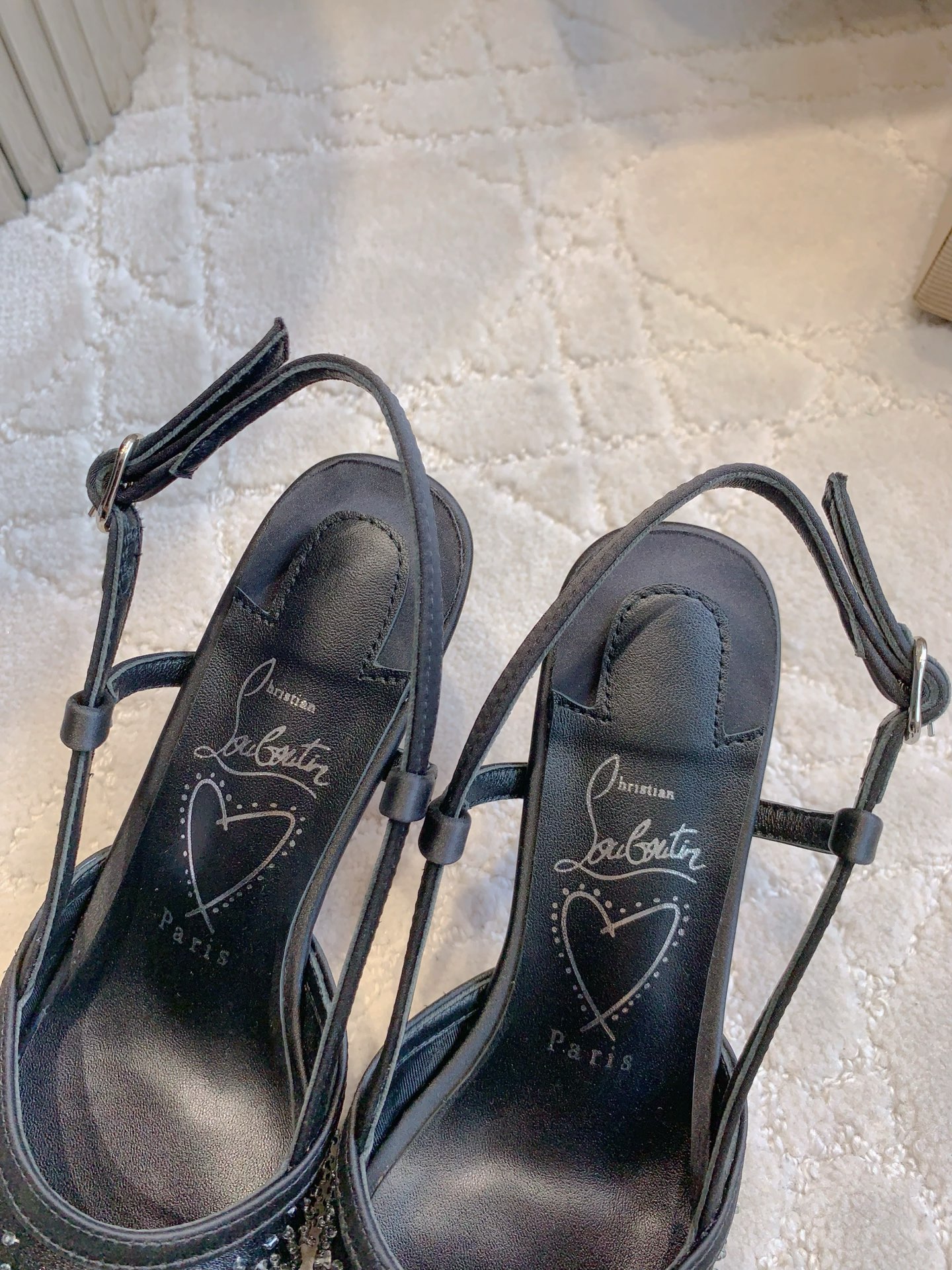 Luxury Handmade High-Heel Shoes with Sparkling Drills and Sheepskin Soles - 图片 5