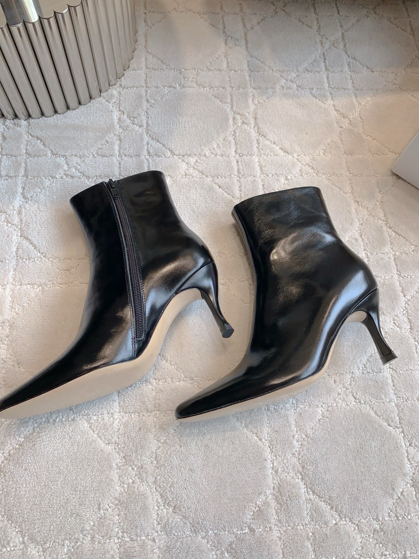 High-Quality Classic Heels and Ankle Boots: Top-of-the-Shoe Pelts, 7.5 cm Tall, Sizes 35-39 - 图片 4