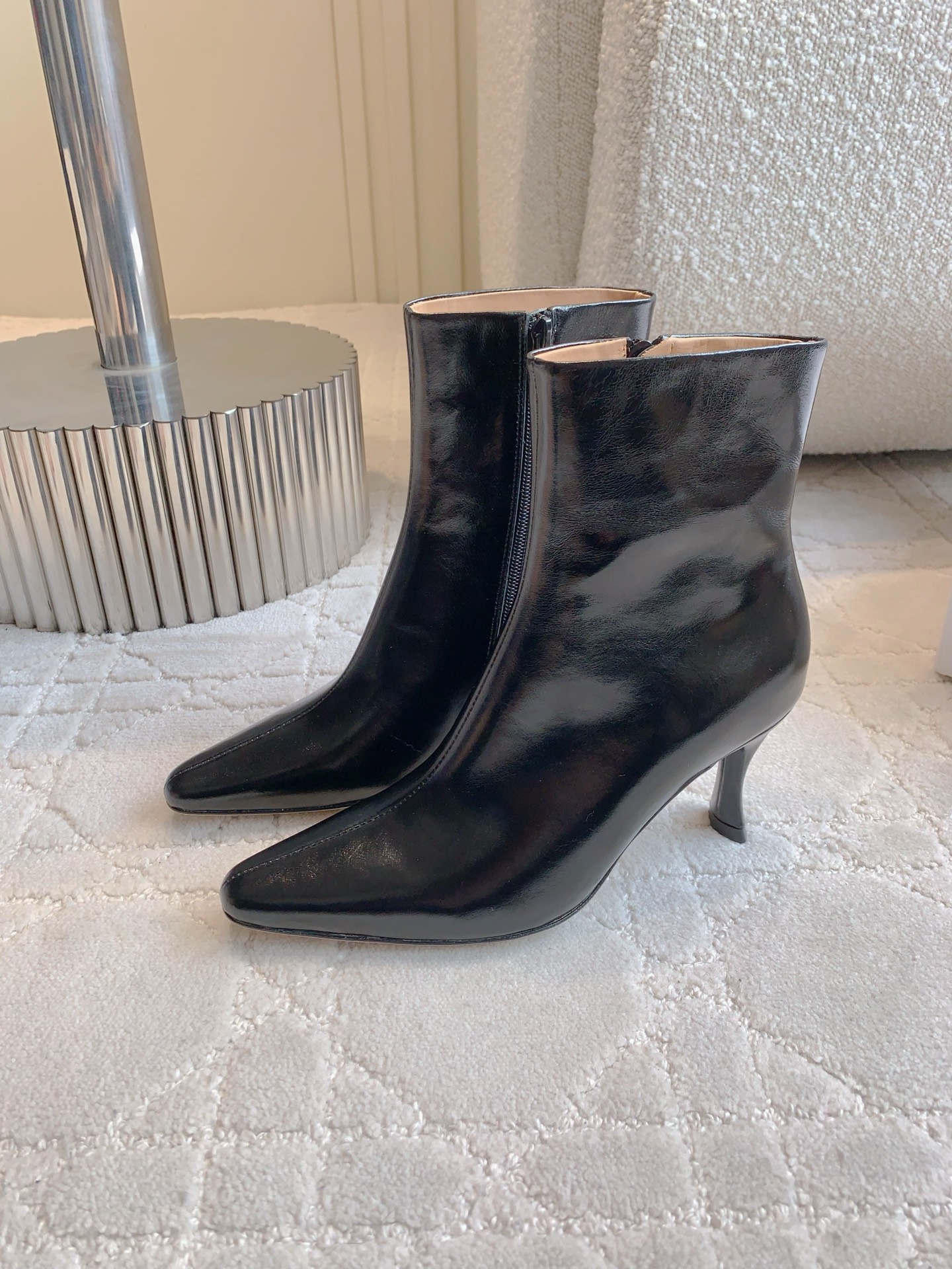 High-Quality Classic Heels and Ankle Boots: Top-of-the-Shoe Pelts, 7.5 cm Tall, Sizes 35-39