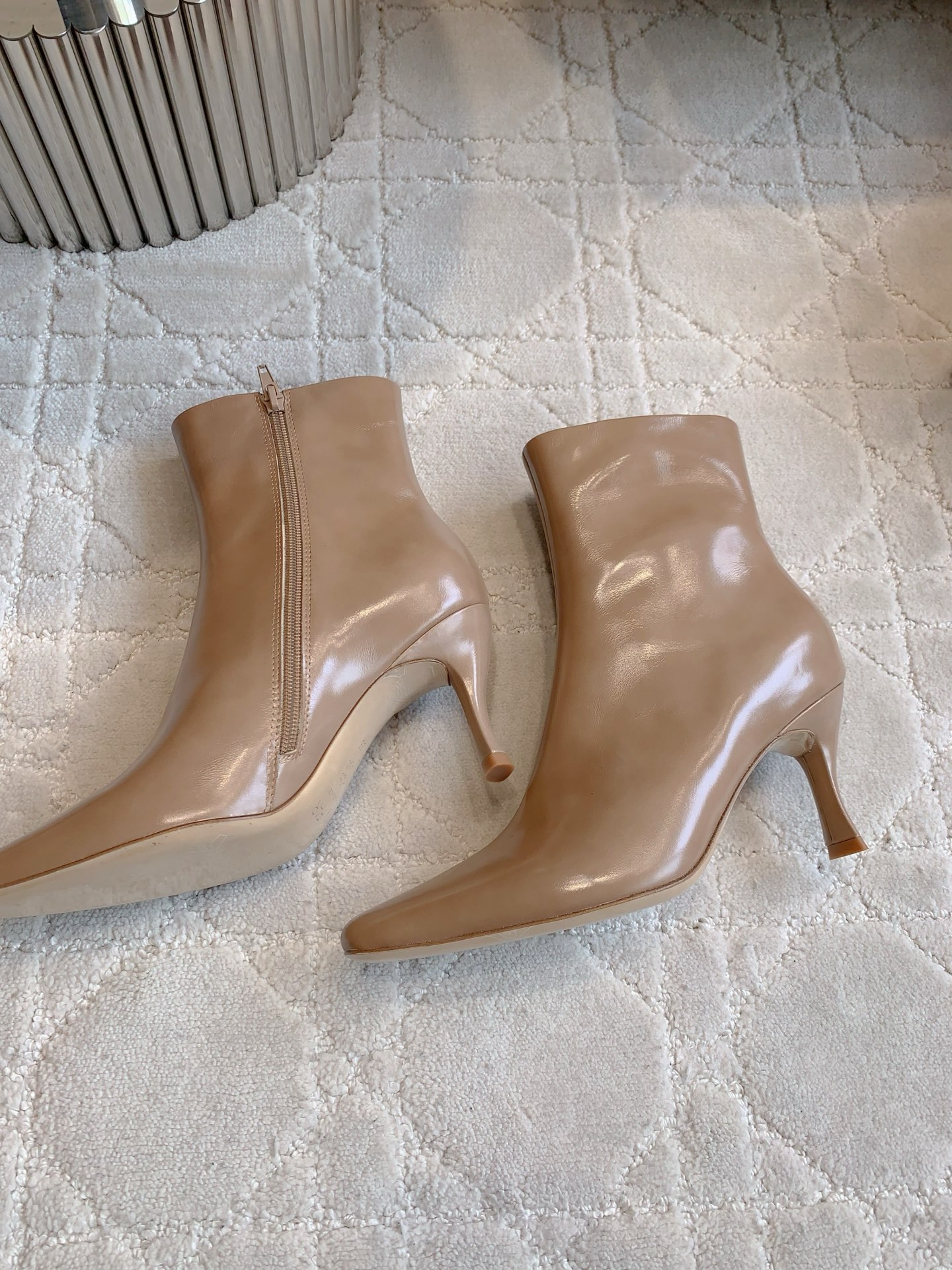 High-Quality Classic Heels and Ankle Boots: Top-of-the-Shoe Pelts, 7.5cm Tall, Sizes 35-39 - 图片 4