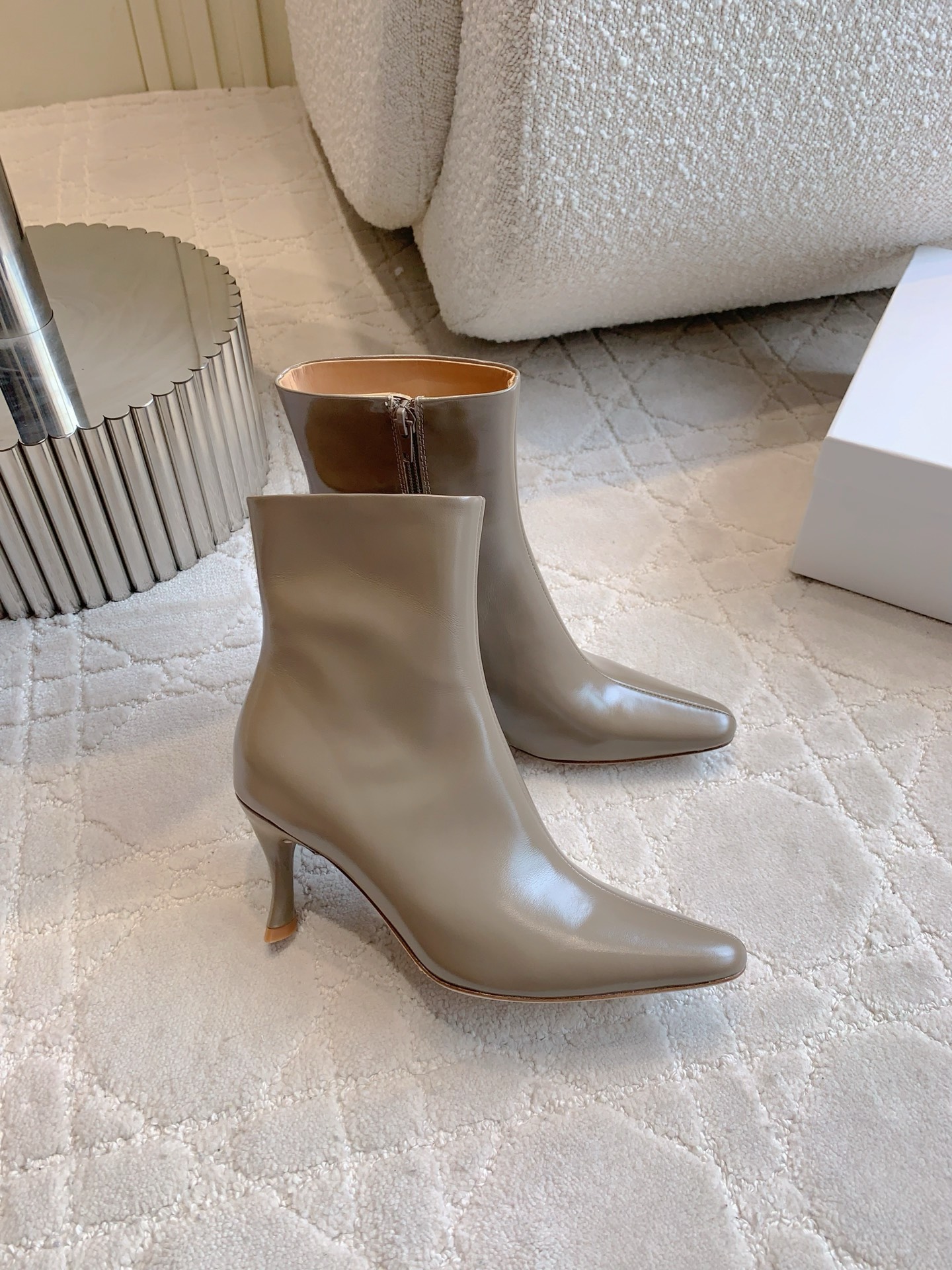 “Top Quality 7.5cm Heels and Ankle Boots in Sizes 35-39 – 840” - 图片 2