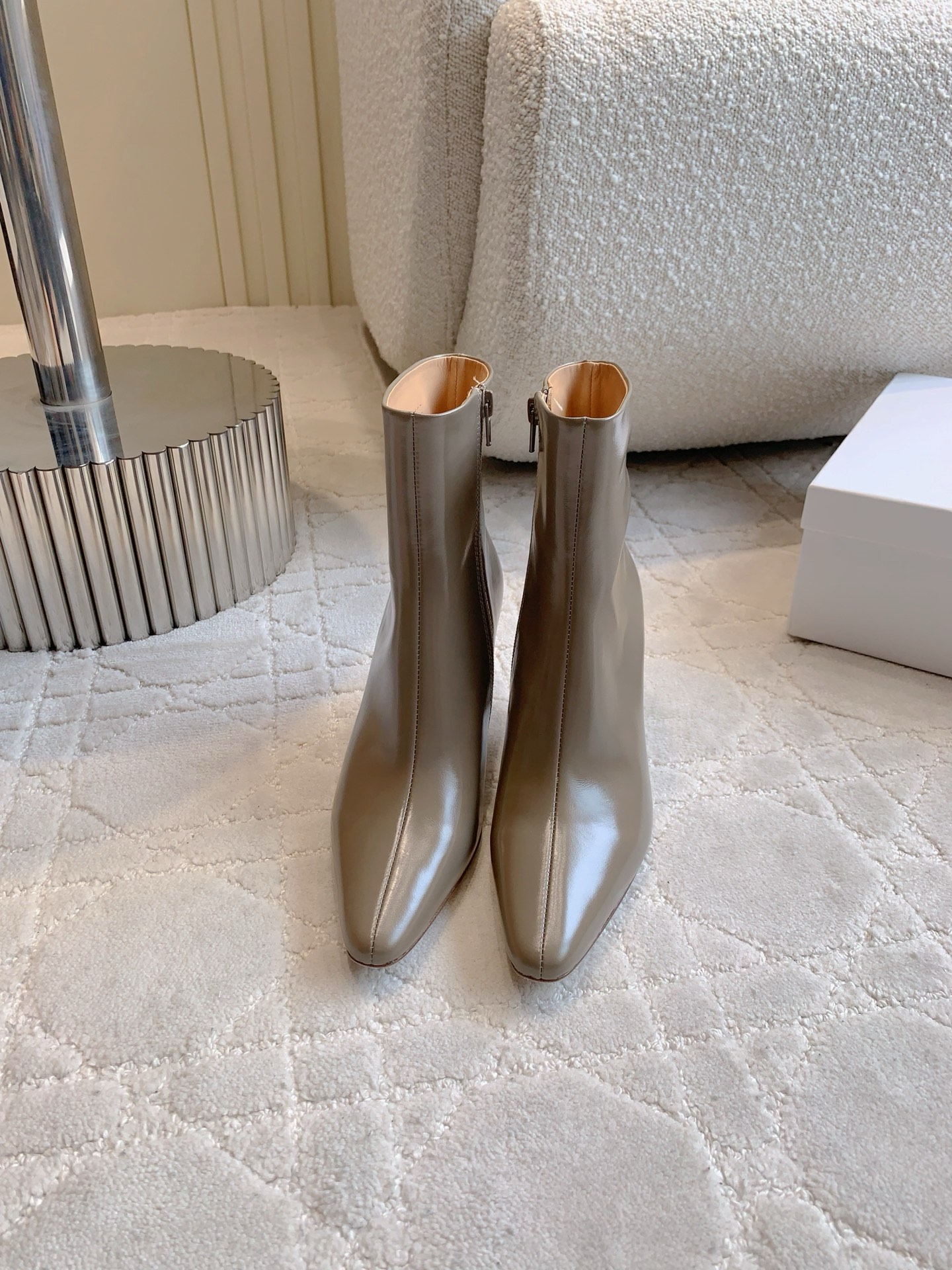 “Top Quality 7.5cm Heels and Ankle Boots in Sizes 35-39 – 840” - 图片 9