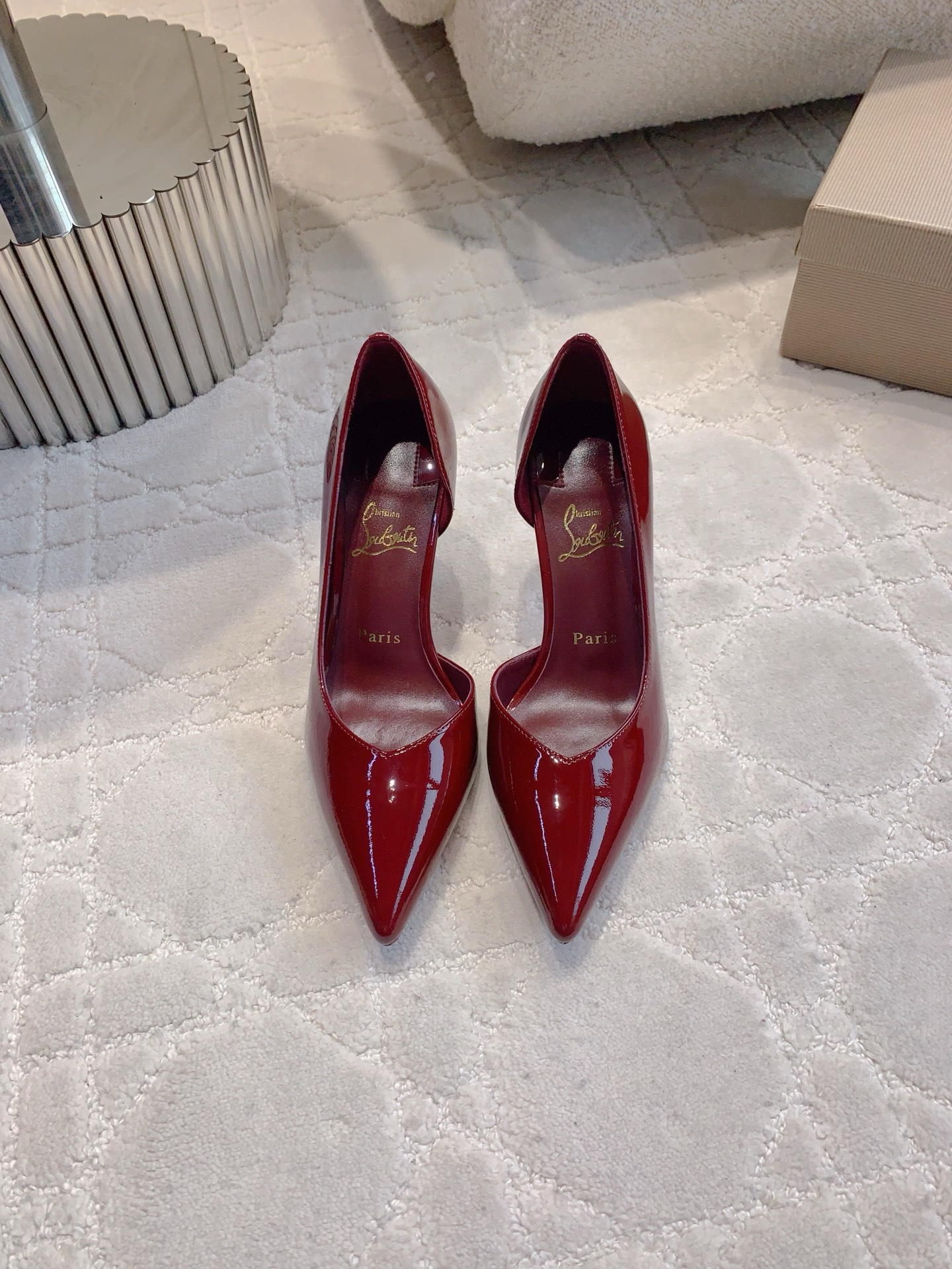 Christian Louboutin’s 744 Collection: Glamorous, Sexy, Classic Heels with Skin Details - 图片 9