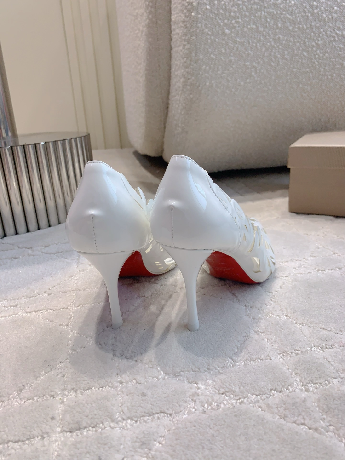 Christian Louboutin’s New Heels: P792 and P816 Single Shoes Collection - 图片 8