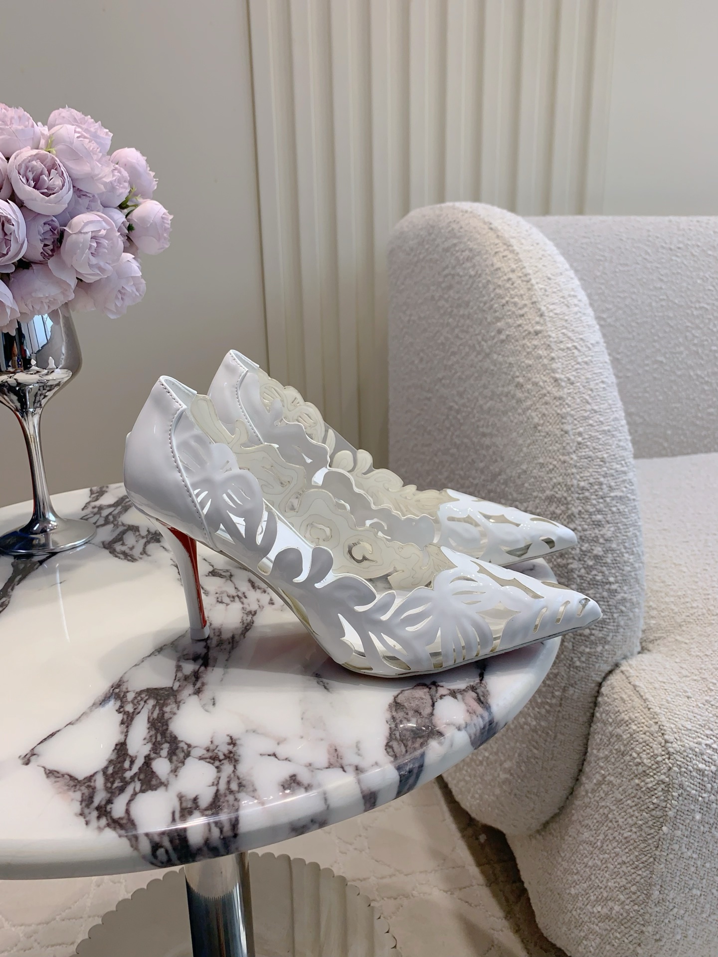 Christian Louboutin’s New Heels: P792 and P816 Single Shoes Collection - 图片 3