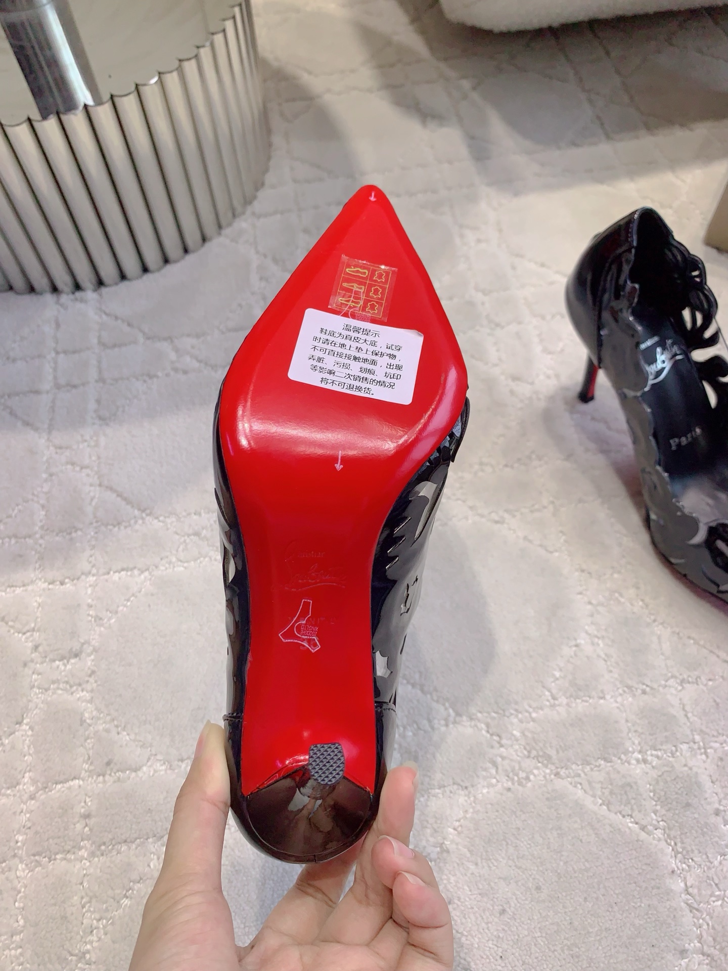 Christian Louboutin: P792 and P816 Heels Collection – Smooth, Sexy, Classic Styles - 图片 9